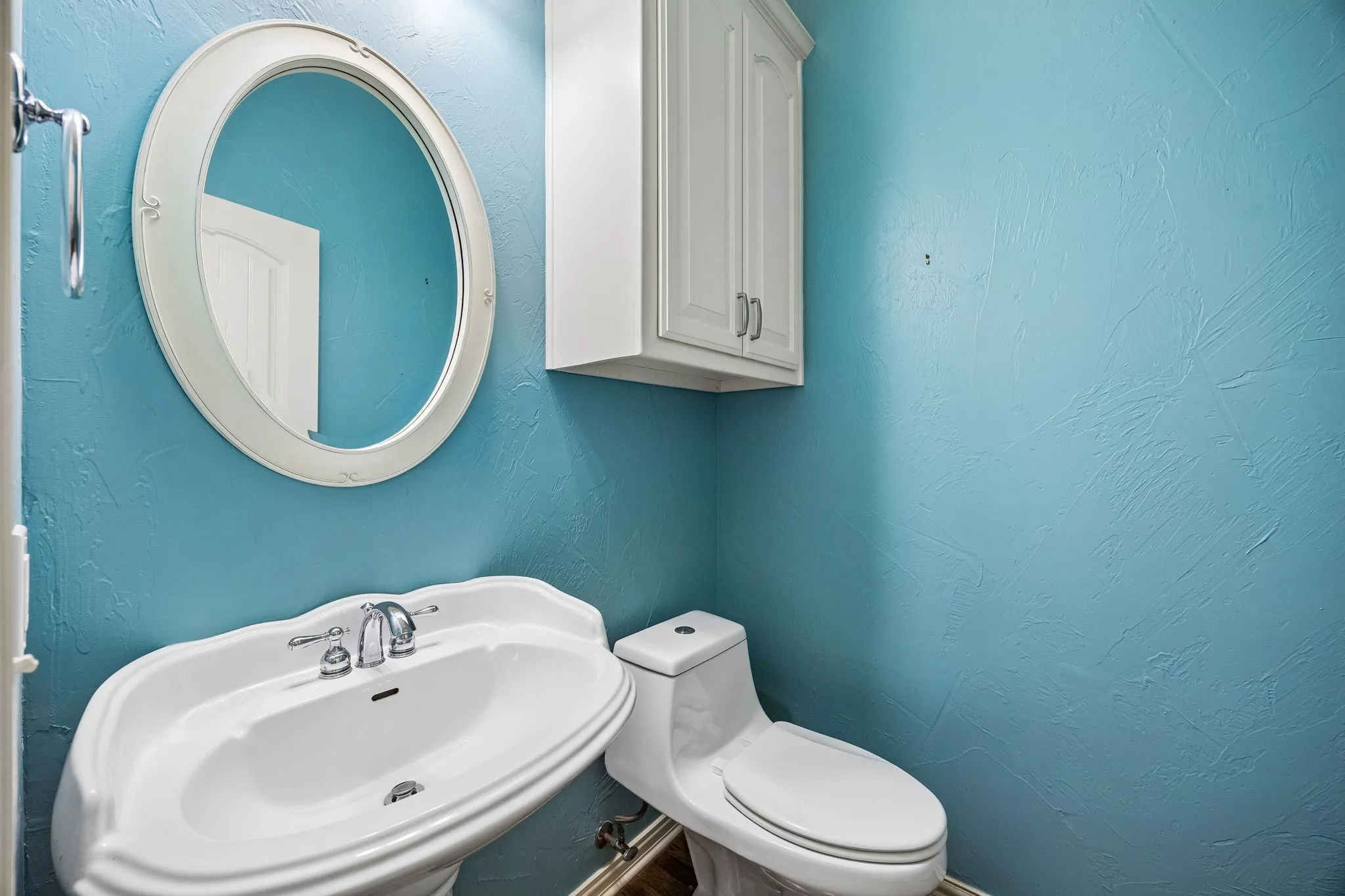 Single Family Residence For Sale in Denton County , 1400 Prairie Drive, Carrollton, Texas 75007, 4 Bedroom, 4 Bathroom, 3 Garage spaces, 4,218 Sqft, built in 2007, mls#21374397, Real Estate Agent in Carrollton, Homes For Sale in Denton county, Homes For Sale in Carrollton, Realtor in Carrollton Texas, Real Estate Brokerage Independent Realty Texas, Luminita Cordes Realtor