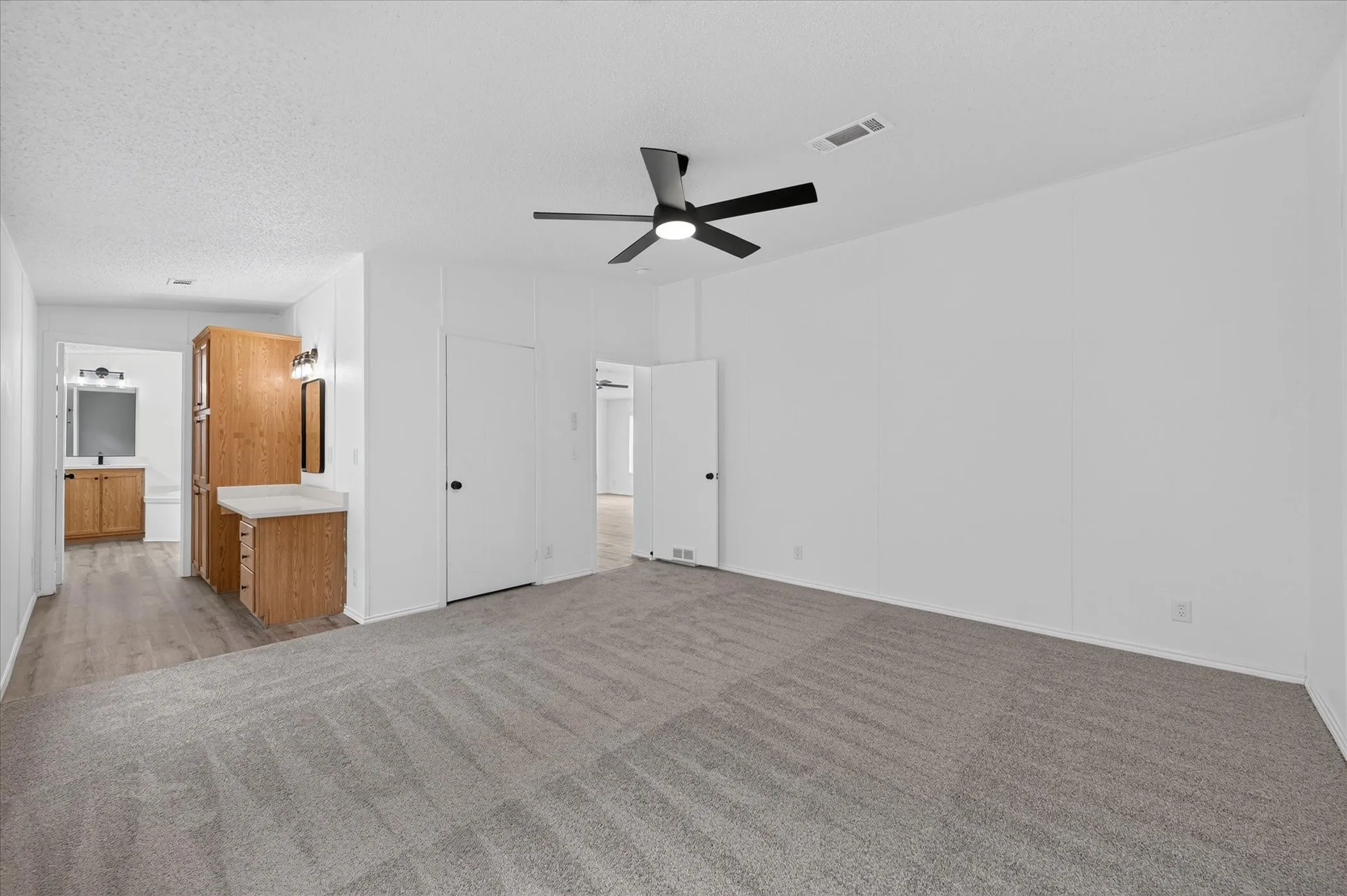 Mobile Home For Sale in Johnson County , 3713 Shady Lane, Joshua, Texas 76058, 3 Bedroom, 2 Bathroom, Garage spaces, 1,800 Sqft, built in 2006, mls#21372681, Real Estate Agent in Joshua, Homes For Sale in Johnson county, Homes For Sale in Joshua, Realtor in Joshua Texas, Real Estate Brokerage Independent Realty Texas, Luminita Cordes Realtor