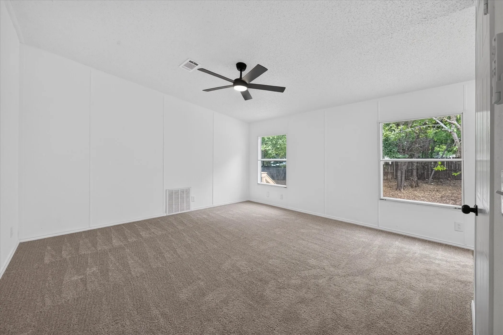 Mobile Home For Sale in Johnson County , 3713 Shady Lane, Joshua, Texas 76058, 3 Bedroom, 2 Bathroom, Garage spaces, 1,800 Sqft, built in 2006, mls#21372681, Real Estate Agent in Joshua, Homes For Sale in Johnson county, Homes For Sale in Joshua, Realtor in Joshua Texas, Real Estate Brokerage Independent Realty Texas, Luminita Cordes Realtor