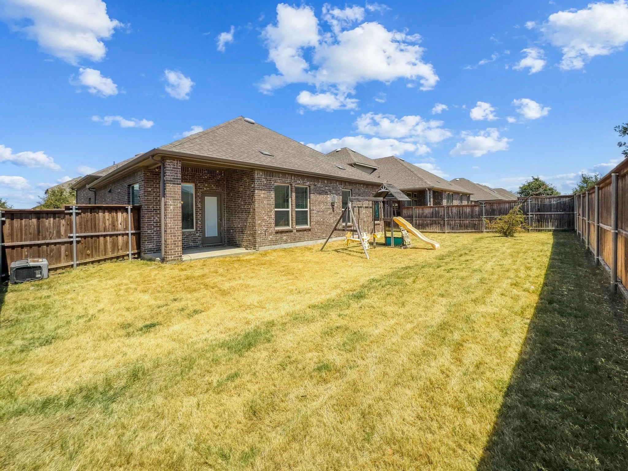 Single Family Residence For Sale in Denton County , 6204 Cheshire Street, Celina, Texas 76227, 4 Bedroom, 2 Bathroom, 2 Garage spaces, 2,033 Sqft, built in 2020, mls#21367402, Real Estate Agent in Celina, Homes For Sale in Denton county, Homes For Sale in Celina, Realtor in Celina Texas, Real Estate Brokerage Independent Realty Texas, Luminita Cordes Realtor