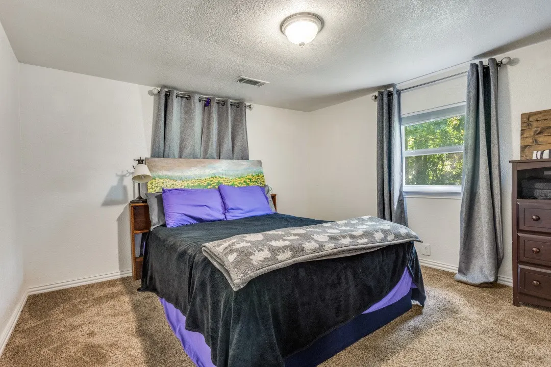 Single Family Residence For Sale in Grayson County , 1205 W Birge Street, Sherman, Texas 75092, 2 Bedroom, 1 Bathroom, Garage spaces, 991 Sqft, built in 1940, mls#21374481, Real Estate Agent in Sherman, Homes For Sale in Grayson county, Homes For Sale in Sherman, Realtor in Sherman Texas, Real Estate Brokerage Independent Realty Texas, Luminita Cordes Realtor