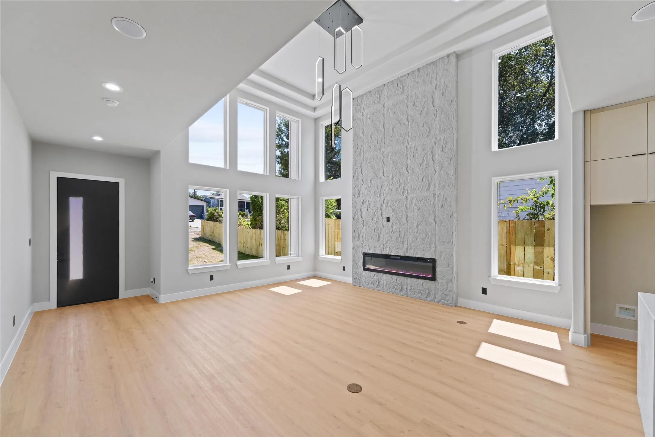 Single Family Residence For Sale in Dallas County , 5719 Bon Air Drive, Dallas, Texas 75241, 3 Bedroom, 3 Bathroom, 2 Garage spaces, 1,889 Sqft, built in 2026, mls#21373712, Real Estate Agent in Dallas, Homes For Sale in Dallas county, Homes For Sale in Dallas, Realtor in Dallas Texas, Real Estate Brokerage Independent Realty Texas, Luminita Cordes Realtor
