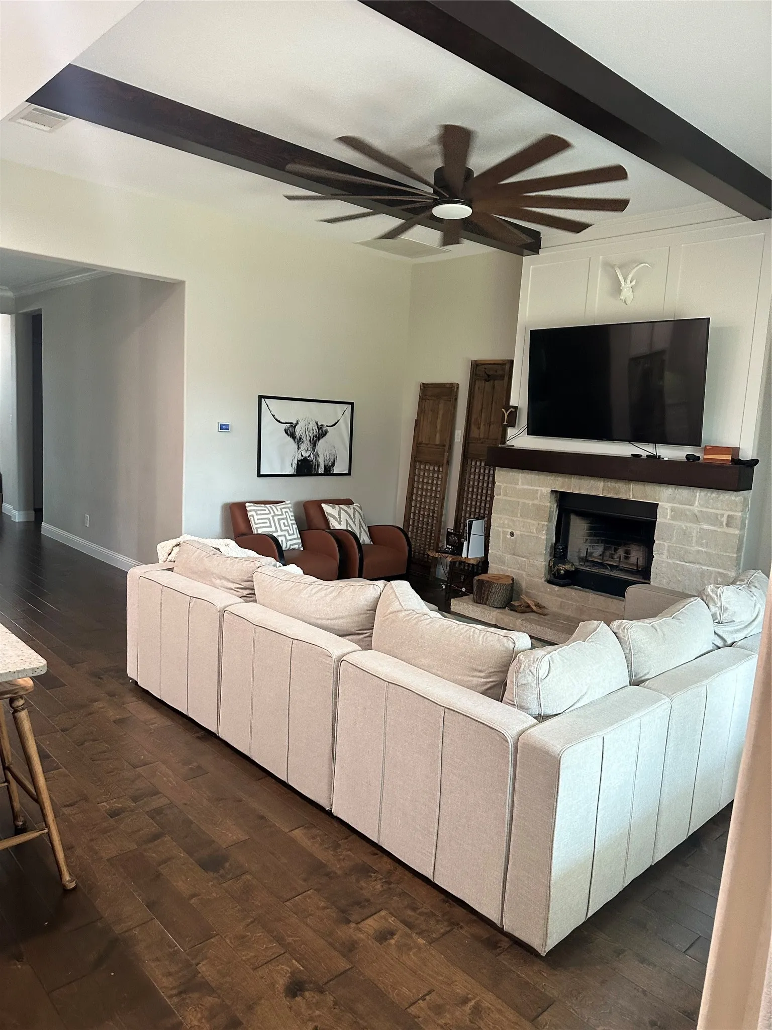 Single Family Residence For Sale in Collin County , 2615 Maverick Way, Celina, Texas 75009, 4 Bedroom, 4 Bathroom, 2 Garage spaces, 3,135 Sqft, built in 2016, mls#21373792, Real Estate Agent in Celina, Homes For Sale in Collin county, Homes For Sale in Celina, Realtor in Celina Texas, Real Estate Brokerage Independent Realty Texas, Luminita Cordes Realtor