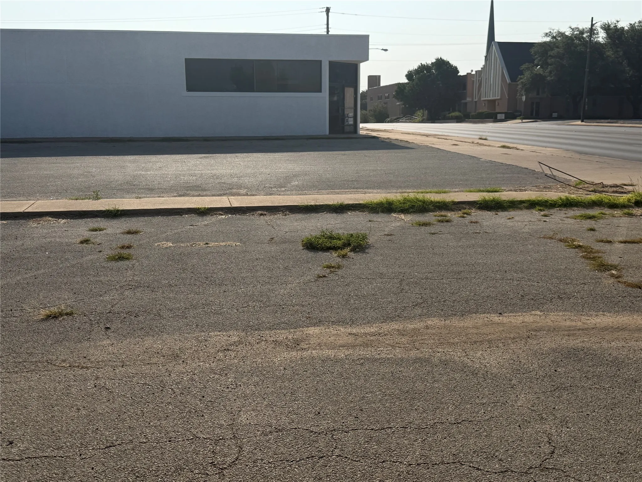 Retail For Rent in Stephens County , 500 W Walker Street, Breckenridge, Texas 76424, 0, 0, Garage spaces, 0 Sqft, built in 1974, mls#21344931, Real Estate Agent in Breckenridge, Homes For Rent in Stephens county, Homes For Rent in Breckenridge, Realtor in Breckenridge Texas, Real Estate Brokerage Independent Realty Texas, Luminita Cordes Realtor