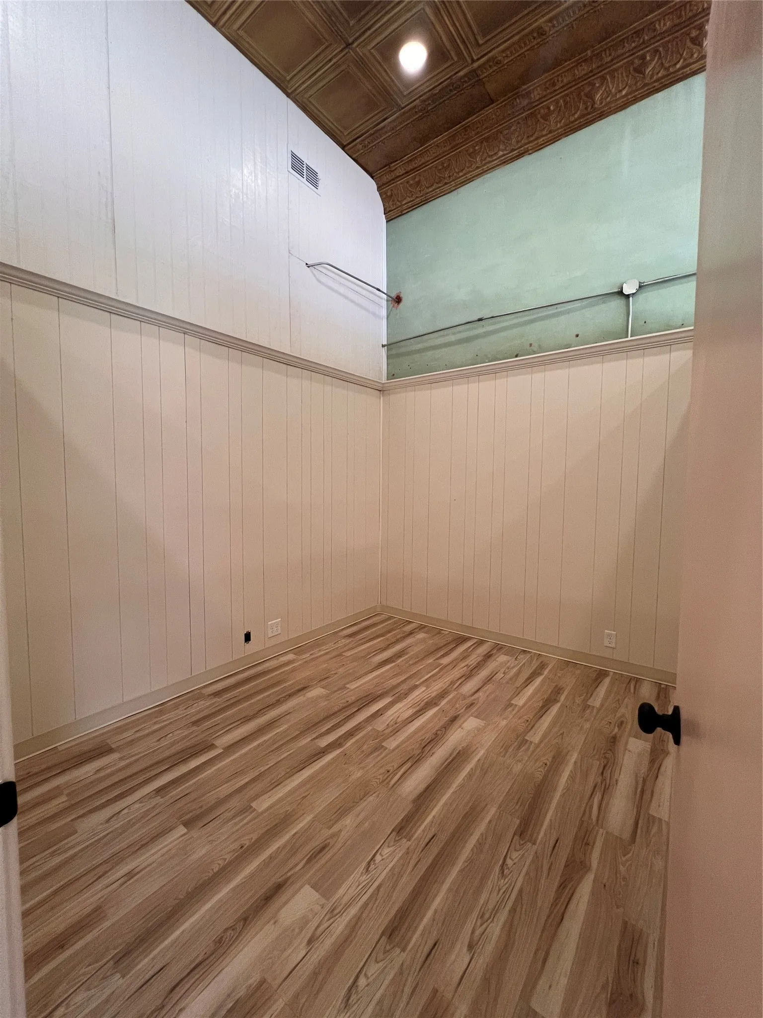 Office For Rent in Taylor County , 426 Graham Street, Tuscola, Texas 79562, 0, 0, Garage spaces, 0 Sqft, built in 1960, mls#21374396, Real Estate Agent in Tuscola, Homes For Rent in Taylor county, Homes For Rent in Tuscola, Realtor in Tuscola Texas, Real Estate Brokerage Independent Realty Texas, Luminita Cordes Realtor