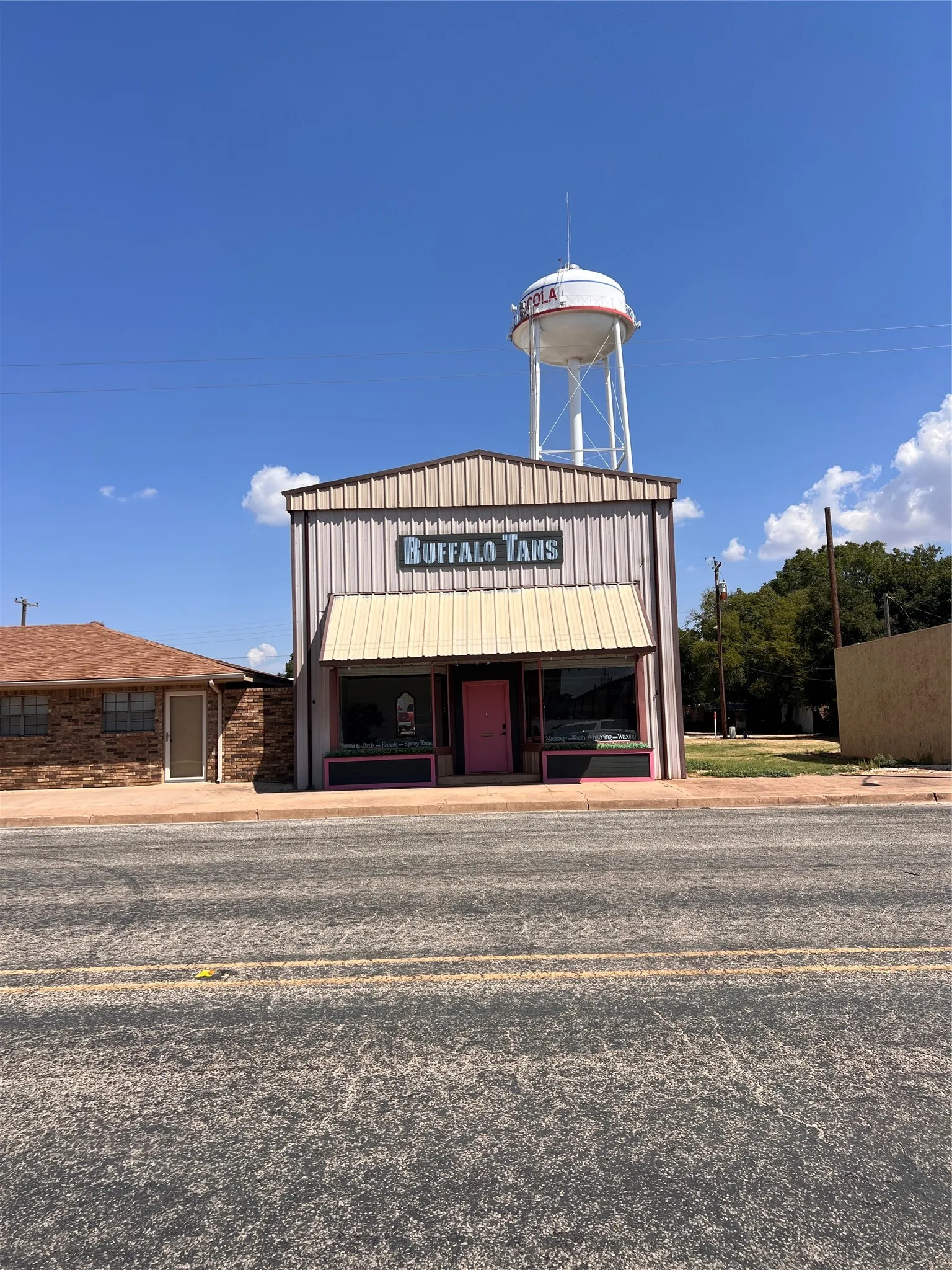 Office For Rent in Taylor County , 426 Graham Street, Tuscola, Texas 79562, 0, 0, Garage spaces, 0 Sqft, built in 1960, mls#21374396, Real Estate Agent in Tuscola, Homes For Rent in Taylor county, Homes For Rent in Tuscola, Realtor in Tuscola Texas, Real Estate Brokerage Independent Realty Texas, Luminita Cordes Realtor