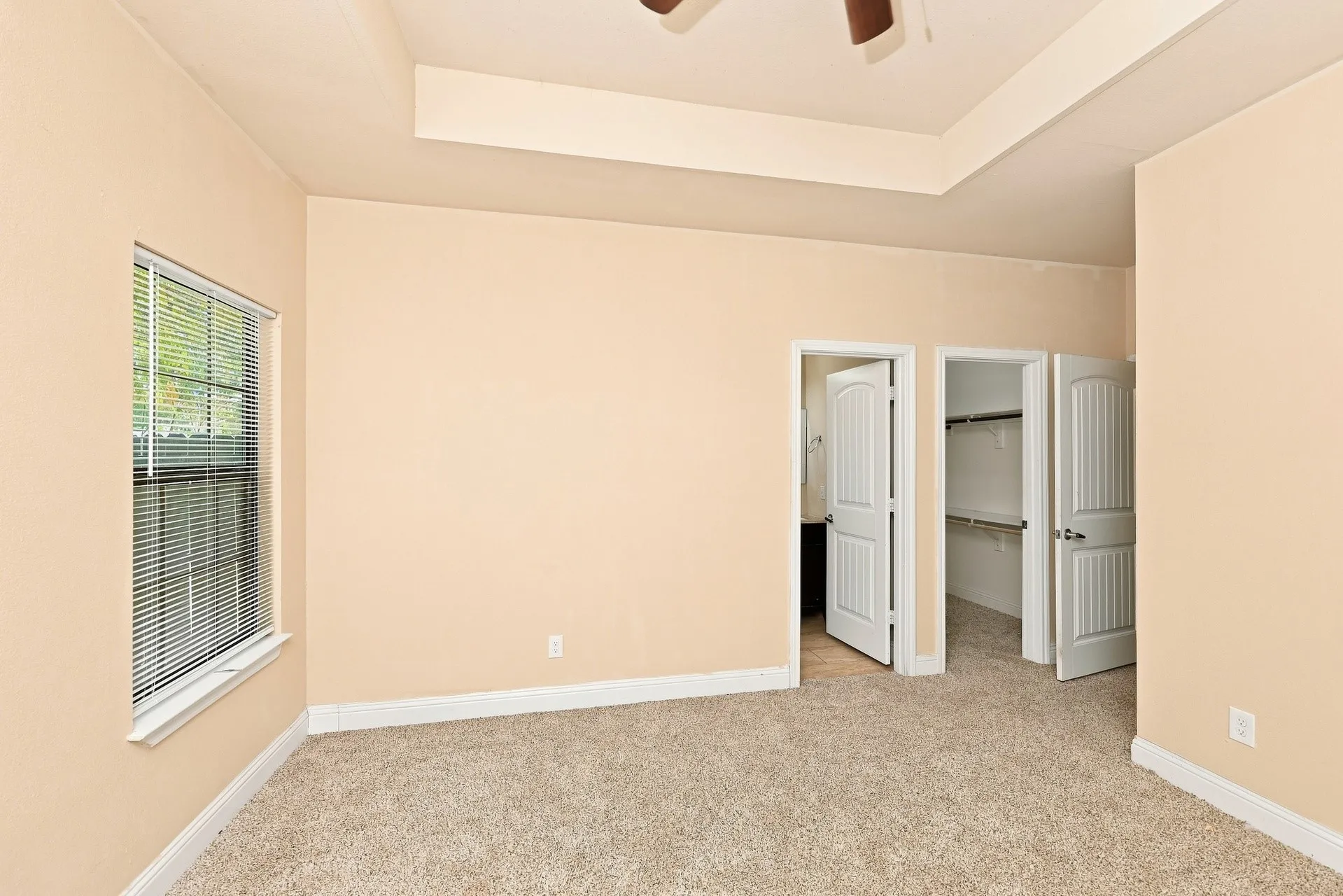 Single Family Residence For Rent in Dallas County , 3502 Edgewood Street, Dallas, Texas 75215, 4 Bedroom, 2 Bathroom, Garage spaces, 1,837 Sqft, built in 2019, mls#21374490, Real Estate Agent in Dallas, Homes For Rent in Dallas county, Homes For Rent in Dallas, Realtor in Dallas Texas, Real Estate Brokerage Independent Realty Texas, Luminita Cordes Realtor