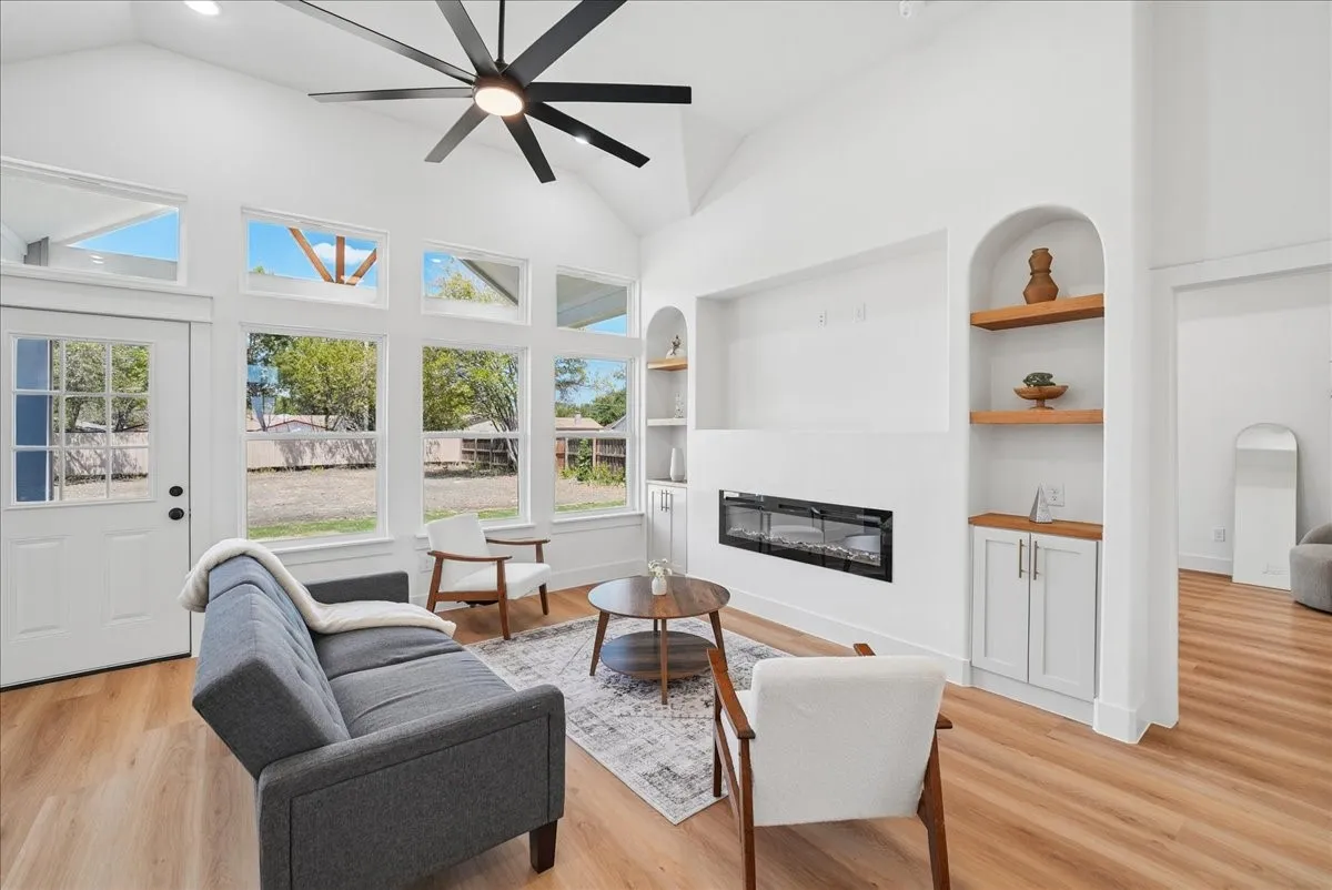 Single Family Residence For Sale in Tarrant County , 5621 Oak Grove Road N, Fort Worth, Texas 76134, 4 Bedroom, 2 Bathroom, 2 Garage spaces, 1,798 Sqft, built in 2026, mls#21374492, Real Estate Agent in Fort Worth, Homes For Sale in Tarrant county, Homes For Sale in Fort Worth, Realtor in Fort Worth Texas, Real Estate Brokerage Independent Realty Texas, Luminita Cordes Realtor