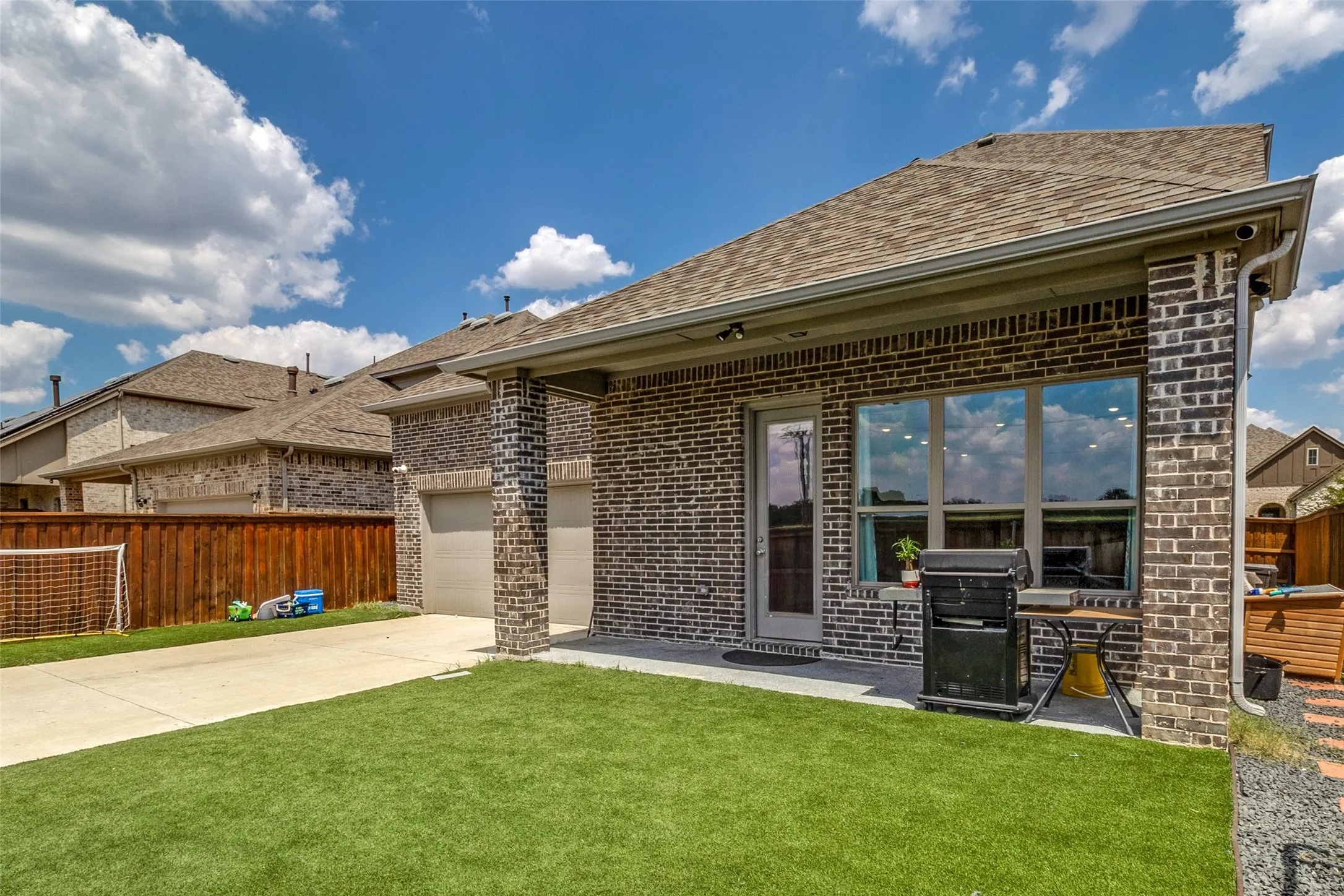 Single Family Residence For Sale in Dallas County , 12679 Royal Oaks Lane, Farmers Branch, Texas 75234, 5 Bedroom, 4 Bathroom, 2 Garage spaces, 3,879 Sqft, built in 2022, mls#21374340, Real Estate Agent in Farmers Branch, Homes For Sale in Dallas county, Homes For Sale in Farmers Branch, Realtor in Farmers Branch Texas, Real Estate Brokerage Independent Realty Texas, Luminita Cordes Realtor