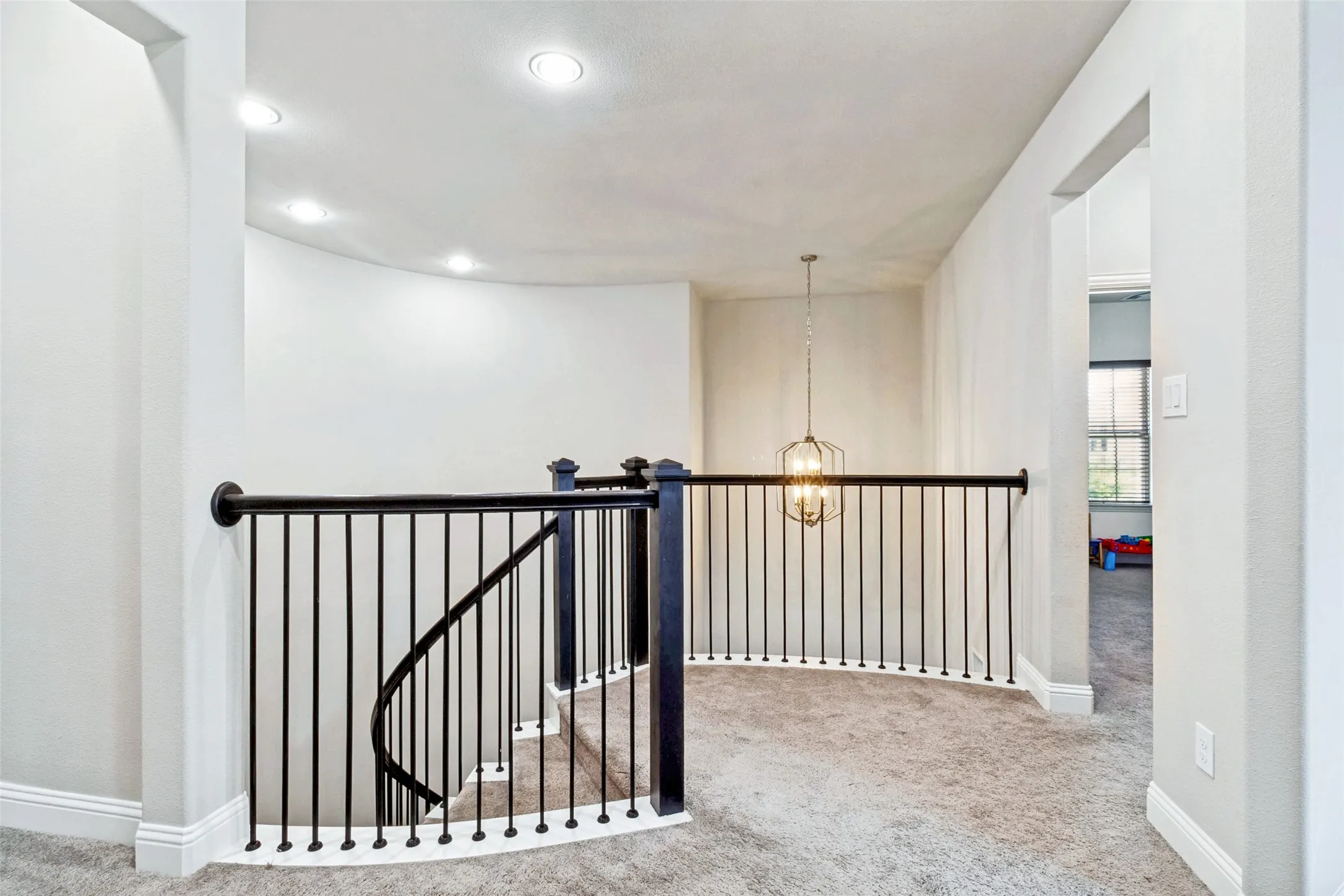 Single Family Residence For Sale in Dallas County , 12679 Royal Oaks Lane, Farmers Branch, Texas 75234, 5 Bedroom, 4 Bathroom, 2 Garage spaces, 3,879 Sqft, built in 2022, mls#21374340, Real Estate Agent in Farmers Branch, Homes For Sale in Dallas county, Homes For Sale in Farmers Branch, Realtor in Farmers Branch Texas, Real Estate Brokerage Independent Realty Texas, Luminita Cordes Realtor
