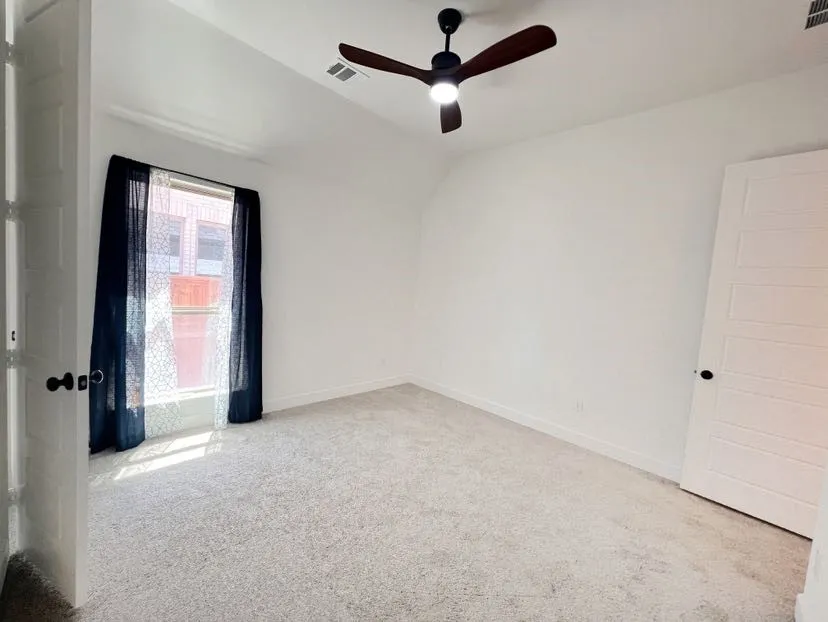 Single Family Residence For Rent in Collin County , 2524 Lafayette Drive, Celina, Texas 75009, 4 Bedroom, 3 Bathroom, 2 Garage spaces, 2,807 Sqft, built in 2024, mls#21374501, Real Estate Agent in Celina, Homes For Rent in Collin county, Homes For Rent in Celina, Realtor in Celina Texas, Real Estate Brokerage Independent Realty Texas, Luminita Cordes Realtor