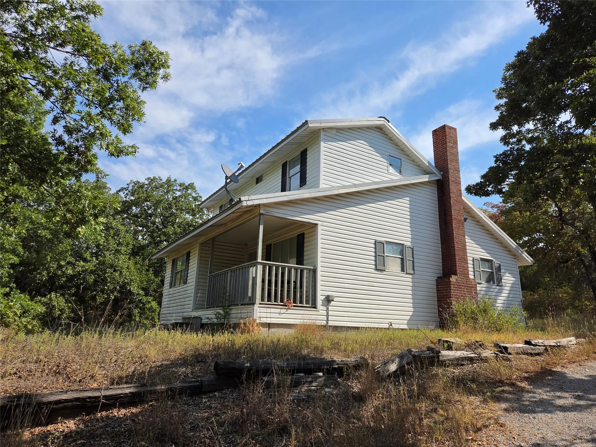 Single Family Residence For Sale in Montague County , 151 Michael Lane, St Jo, Texas 76265, 3 Bedroom, 2 Bathroom, 1 Garage spaces, 1,275 Sqft, built in 1987, mls#21369557, Real Estate Agent in St Jo, Homes For Sale in Montague county, Homes For Sale in St Jo, Realtor in St Jo Texas, Real Estate Brokerage Independent Realty Texas, Luminita Cordes Realtor