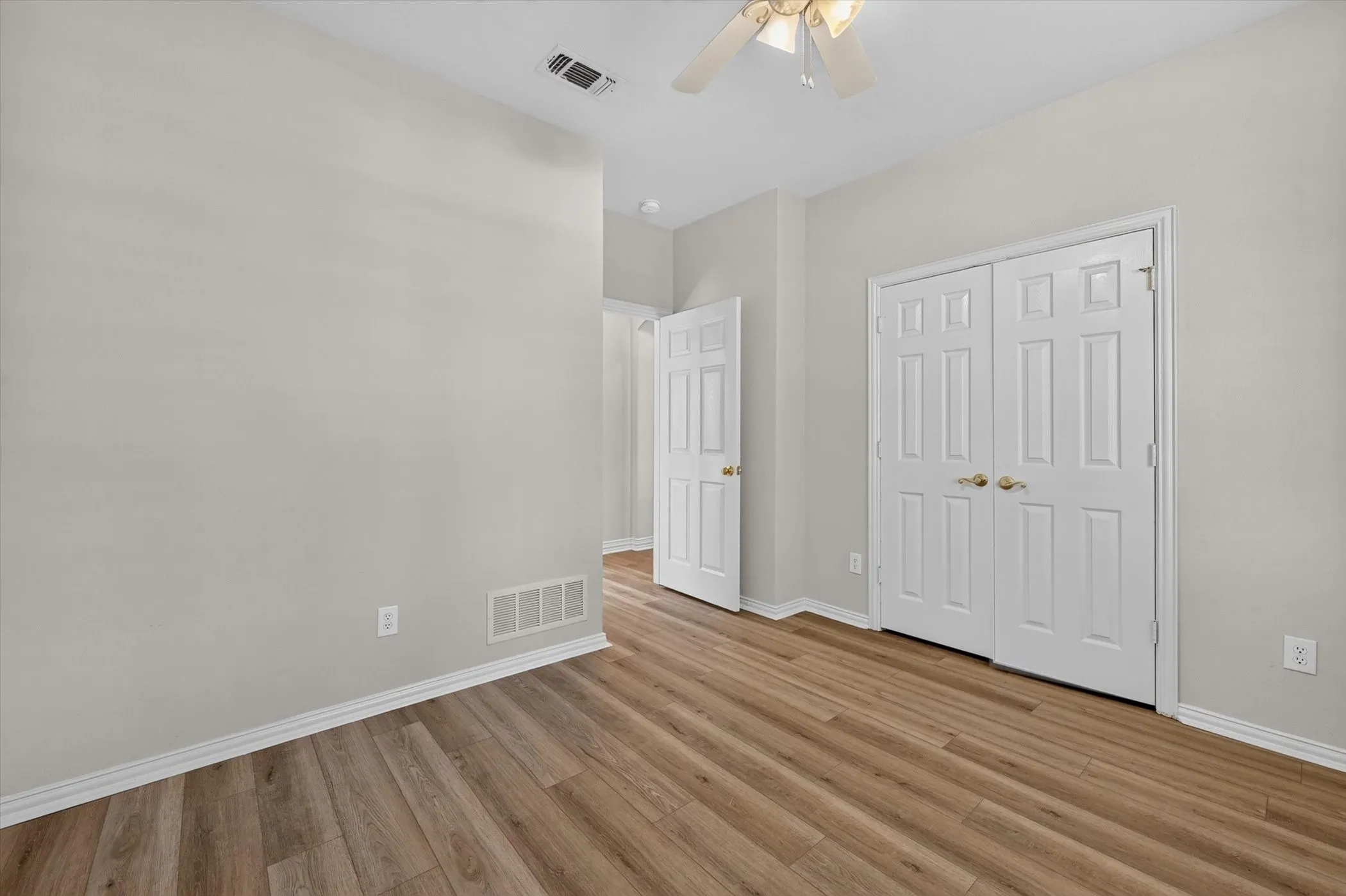 Single Family Residence For Rent in Collin County , 2937 Sunset Ridge, Mc Kinney, Texas 75072, 4 Bedroom, 3 Bathroom, 2 Garage spaces, 2,787 Sqft, built in 1996, mls#21374509, Real Estate Agent in Mc Kinney, Homes For Rent in Collin county, Homes For Rent in Mc Kinney, Realtor in Mc Kinney Texas, Real Estate Brokerage Independent Realty Texas, Luminita Cordes Realtor