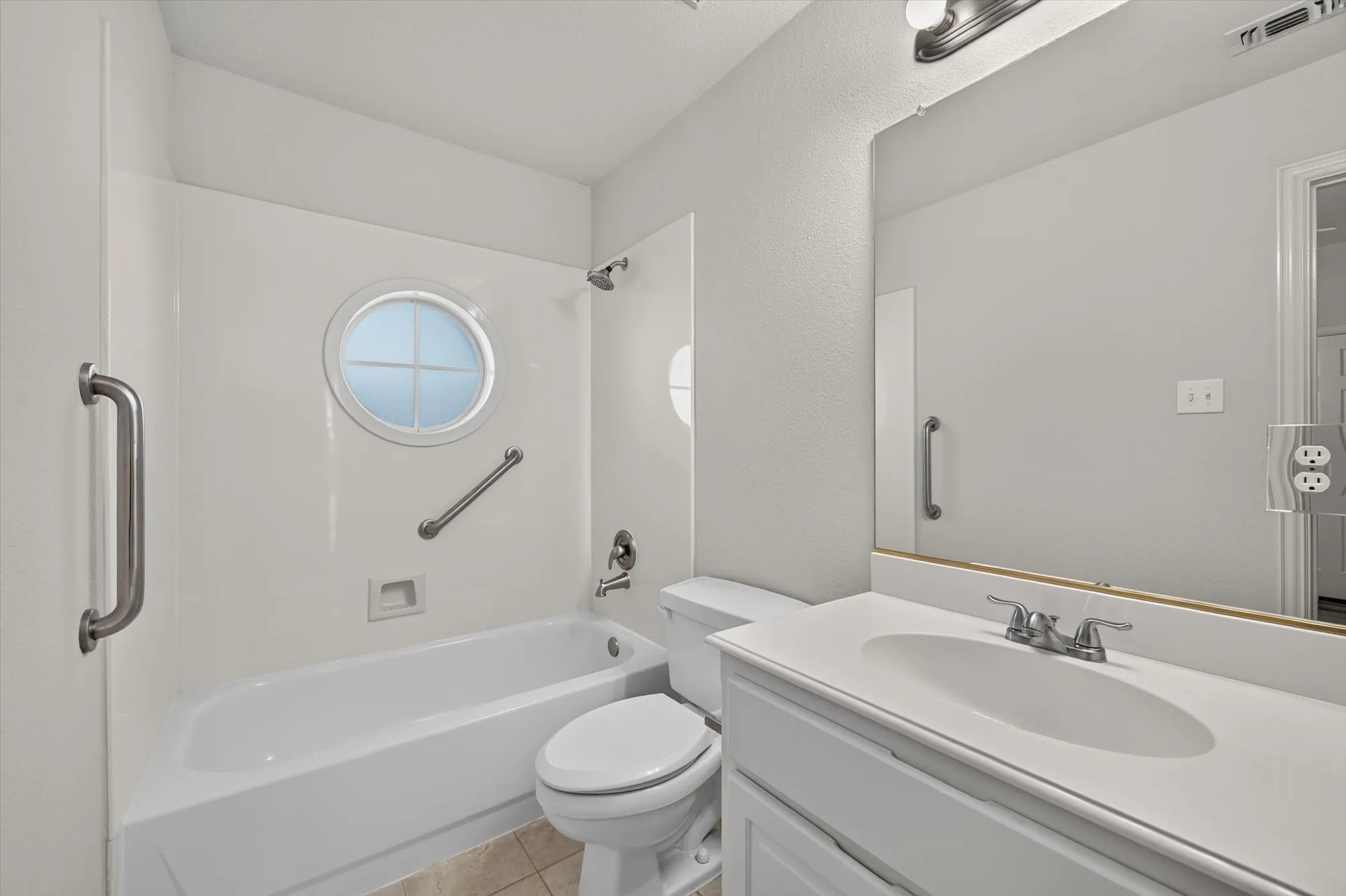 Single Family Residence For Rent in Collin County , 2937 Sunset Ridge, Mc Kinney, Texas 75072, 4 Bedroom, 3 Bathroom, 2 Garage spaces, 2,787 Sqft, built in 1996, mls#21374509, Real Estate Agent in Mc Kinney, Homes For Rent in Collin county, Homes For Rent in Mc Kinney, Realtor in Mc Kinney Texas, Real Estate Brokerage Independent Realty Texas, Luminita Cordes Realtor