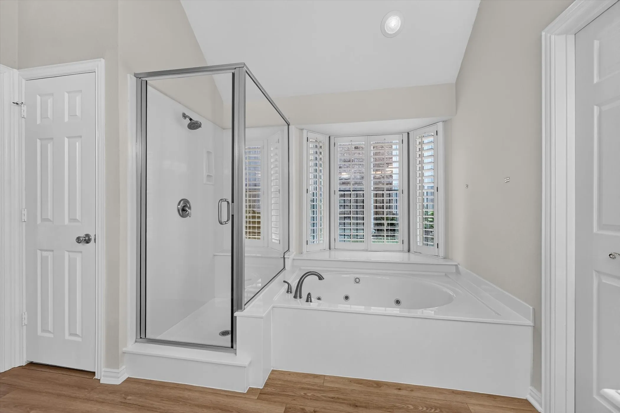 Single Family Residence For Rent in Collin County , 2937 Sunset Ridge, Mc Kinney, Texas 75072, 4 Bedroom, 3 Bathroom, 2 Garage spaces, 2,787 Sqft, built in 1996, mls#21374509, Real Estate Agent in Mc Kinney, Homes For Rent in Collin county, Homes For Rent in Mc Kinney, Realtor in Mc Kinney Texas, Real Estate Brokerage Independent Realty Texas, Luminita Cordes Realtor