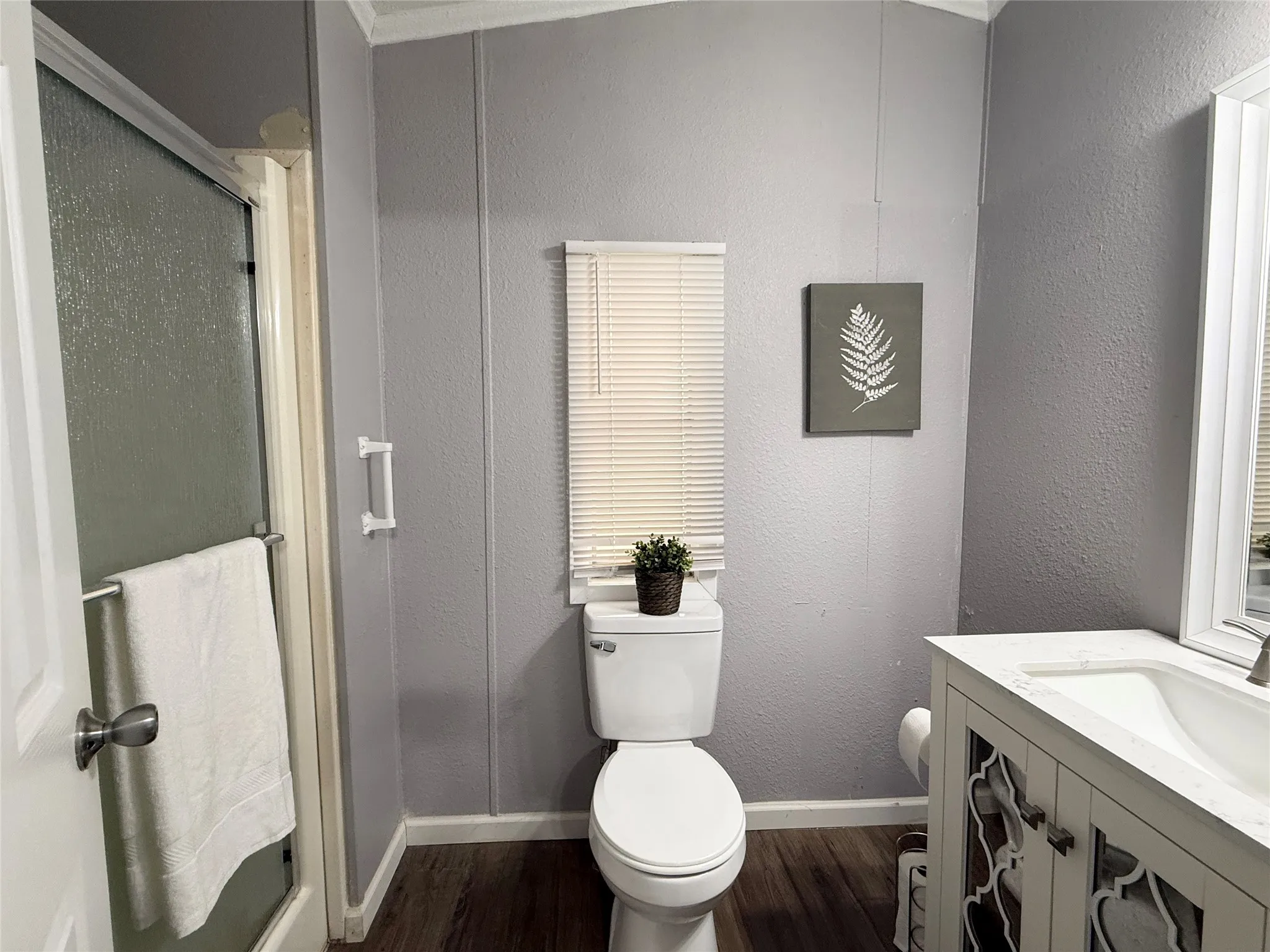 Mobile Home For Sale in Collin County , 2 Lucy, Wylie, Texas 75098, 3 Bedroom, 2 Bathroom, Garage spaces, 1,216 Sqft, built in 1994, mls#21371144, Real Estate Agent in Wylie, Homes For Sale in Collin county, Homes For Sale in Wylie, Realtor in Wylie Texas, Real Estate Brokerage Independent Realty Texas, Luminita Cordes Realtor