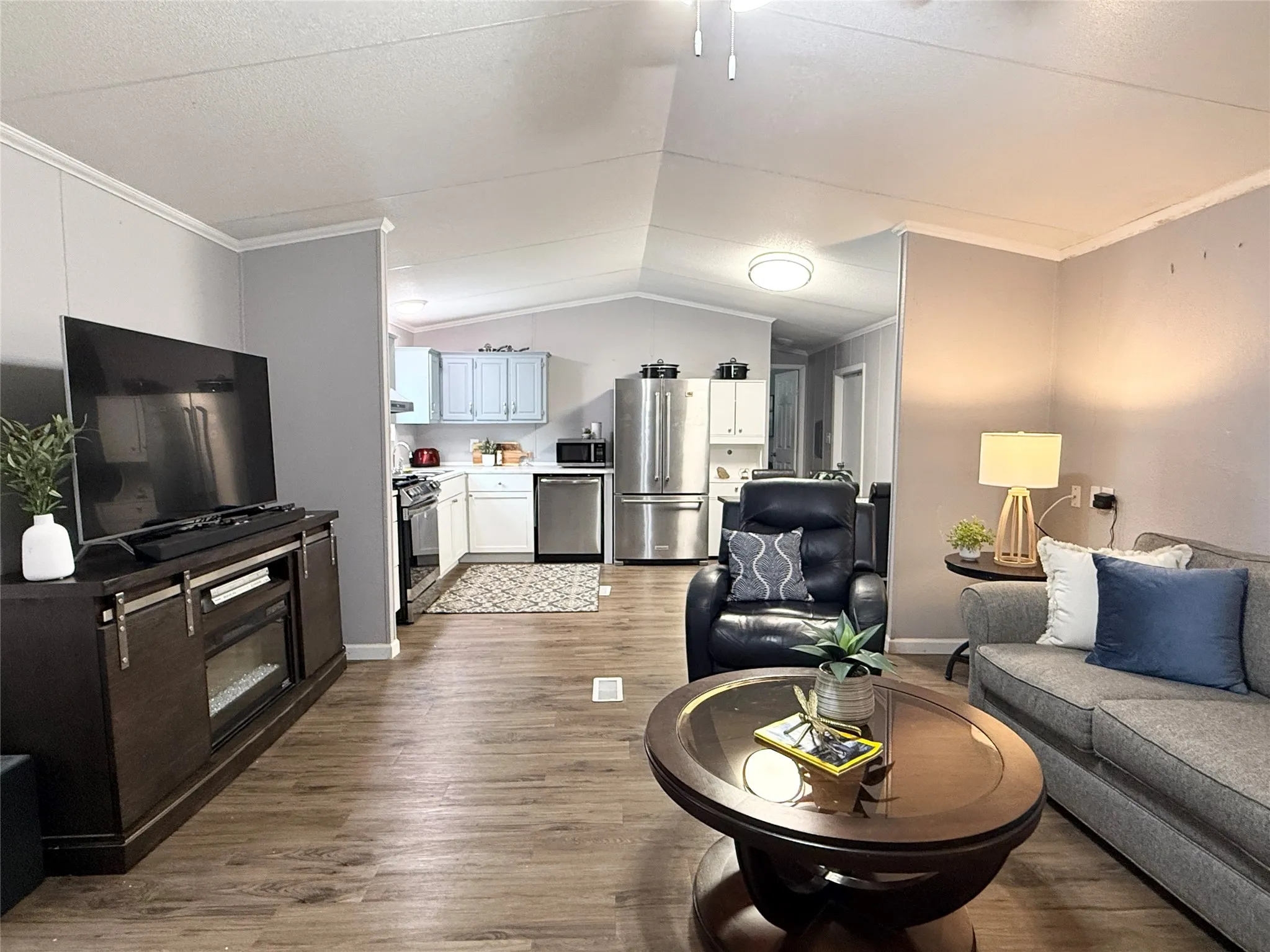 Mobile Home For Sale in Collin County , 2 Lucy, Wylie, Texas 75098, 3 Bedroom, 2 Bathroom, Garage spaces, 1,216 Sqft, built in 1994, mls#21371144, Real Estate Agent in Wylie, Homes For Sale in Collin county, Homes For Sale in Wylie, Realtor in Wylie Texas, Real Estate Brokerage Independent Realty Texas, Luminita Cordes Realtor