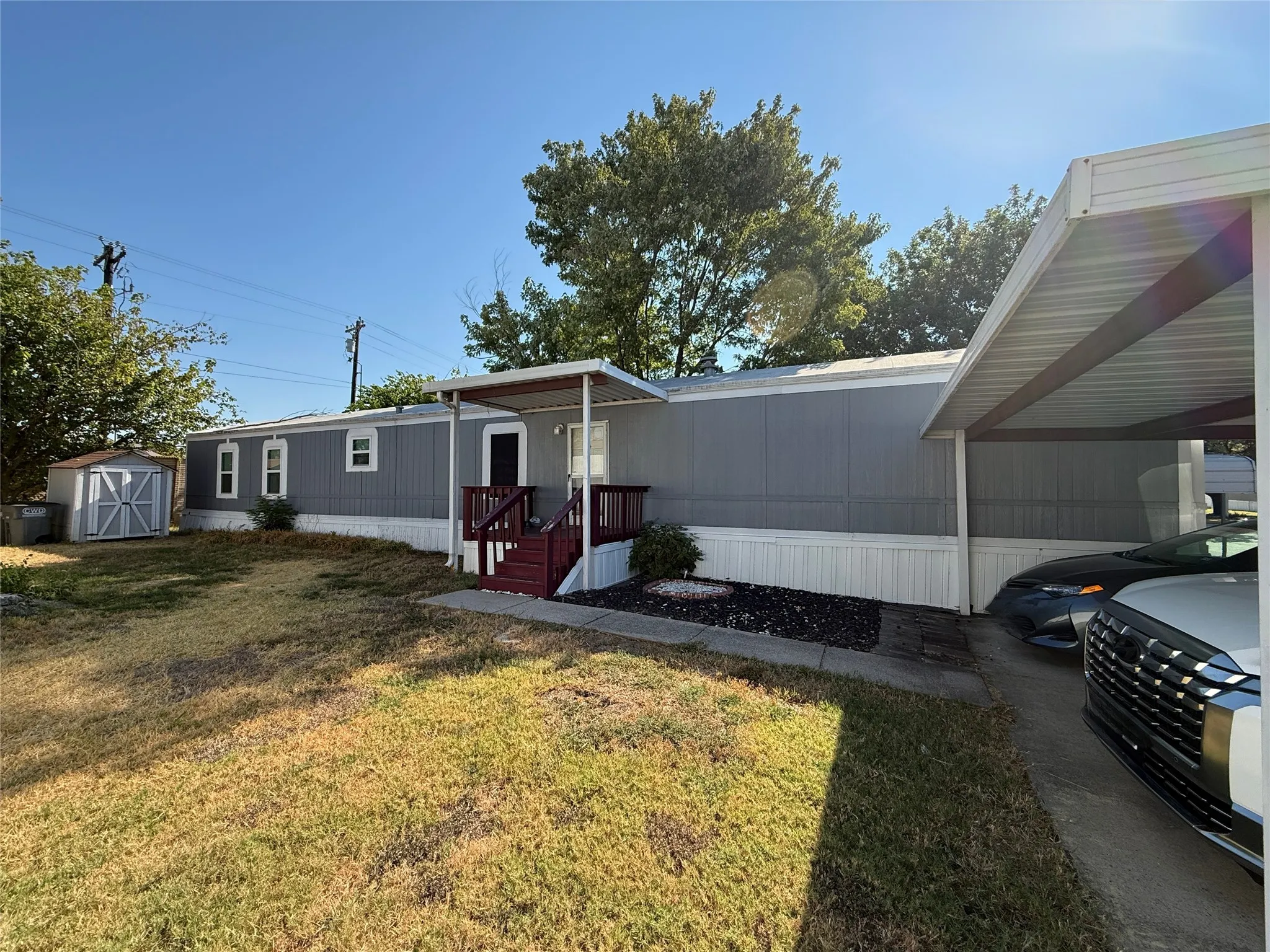 Mobile Home For Sale in Collin County , 2 Lucy, Wylie, Texas 75098, 3 Bedroom, 2 Bathroom, Garage spaces, 1,216 Sqft, built in 1994, mls#21371144, Real Estate Agent in Wylie, Homes For Sale in Collin county, Homes For Sale in Wylie, Realtor in Wylie Texas, Real Estate Brokerage Independent Realty Texas, Luminita Cordes Realtor