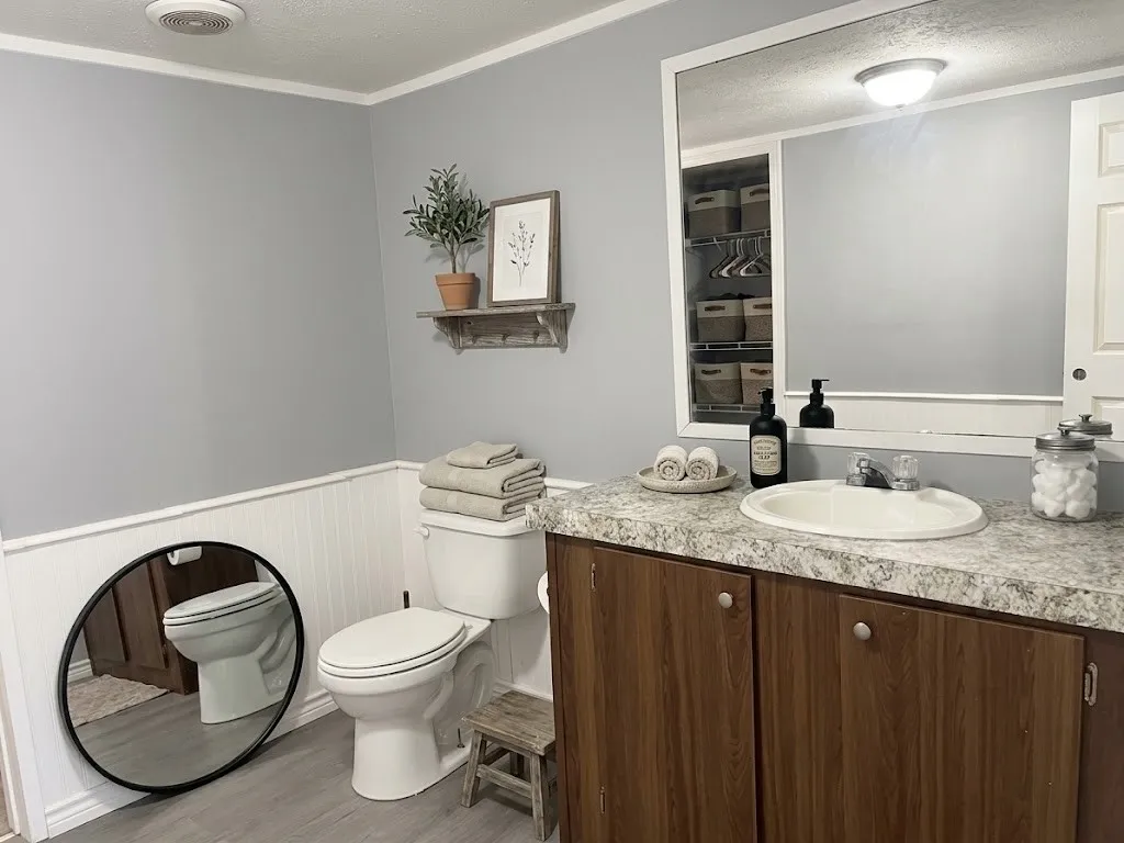 Manufactured Home For Sale in Henderson County , 106 Tres Lagos Circle, Gun Barrel City, Texas 75156, 4 Bedroom, 2 Bathroom, Garage spaces, 1,872 Sqft, built in 2019, mls#21374522, Real Estate Agent in Gun Barrel City, Homes For Sale in Henderson county, Homes For Sale in Gun Barrel City, Realtor in Gun Barrel City Texas, Real Estate Brokerage Independent Realty Texas, Luminita Cordes Realtor