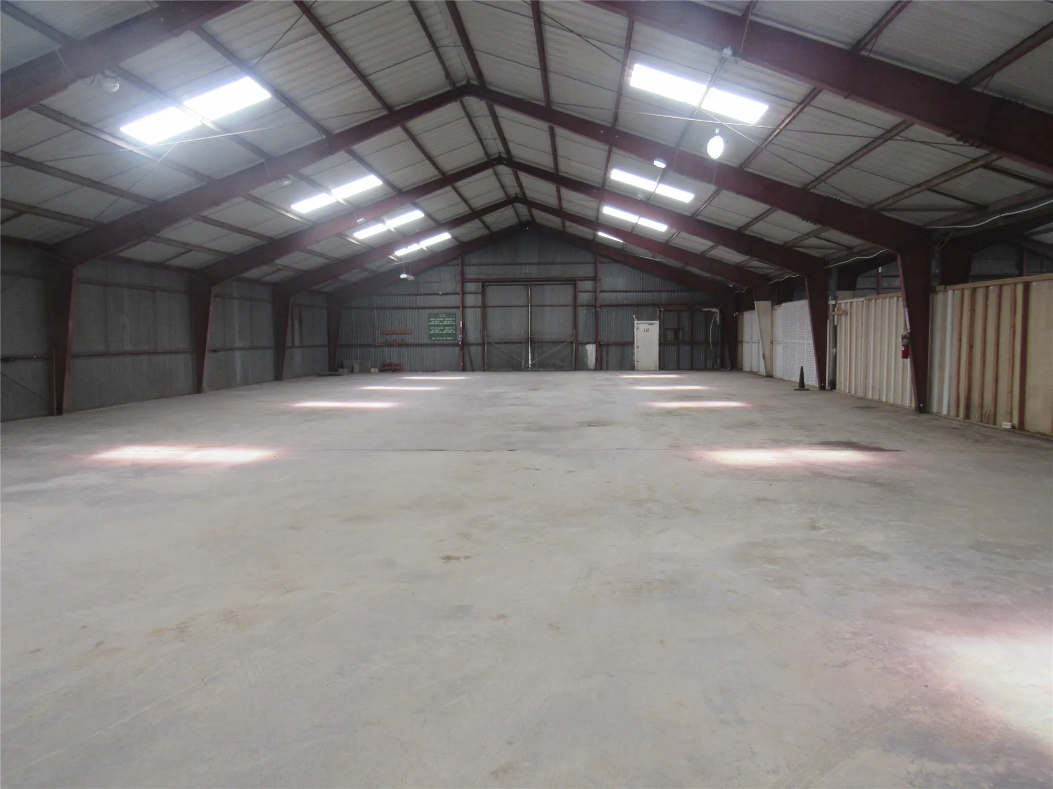 Warehouse For Rent in Grayson County , 1715 N Grand Avenue, Sherman, Texas 75090, 0, 0, Garage spaces, 0 Sqft, built in 1956, mls#21371832, Real Estate Agent in Sherman, Homes For Rent in Grayson county, Homes For Rent in Sherman, Realtor in Sherman Texas, Real Estate Brokerage Independent Realty Texas, Luminita Cordes Realtor