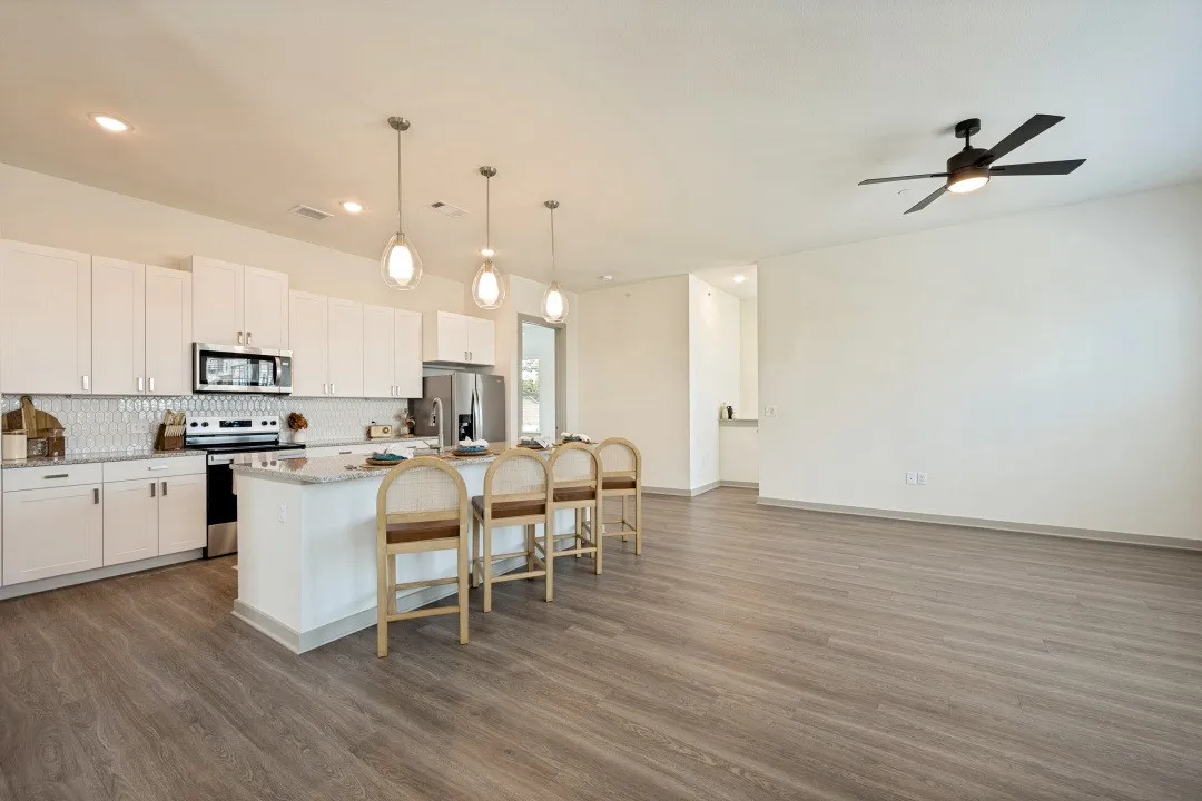 Townhouse For Rent in Tarrant County , 5885 Calmont Avenue 5103, Fort Worth, Texas 76107, 2 Bedroom, 3 Bathroom, 2 Garage spaces, 1,780 Sqft, built in 2024, mls#21374529, Real Estate Agent in Fort Worth, Homes For Rent in Tarrant county, Homes For Rent in Fort Worth, Realtor in Fort Worth Texas, Real Estate Brokerage Independent Realty Texas, Luminita Cordes Realtor