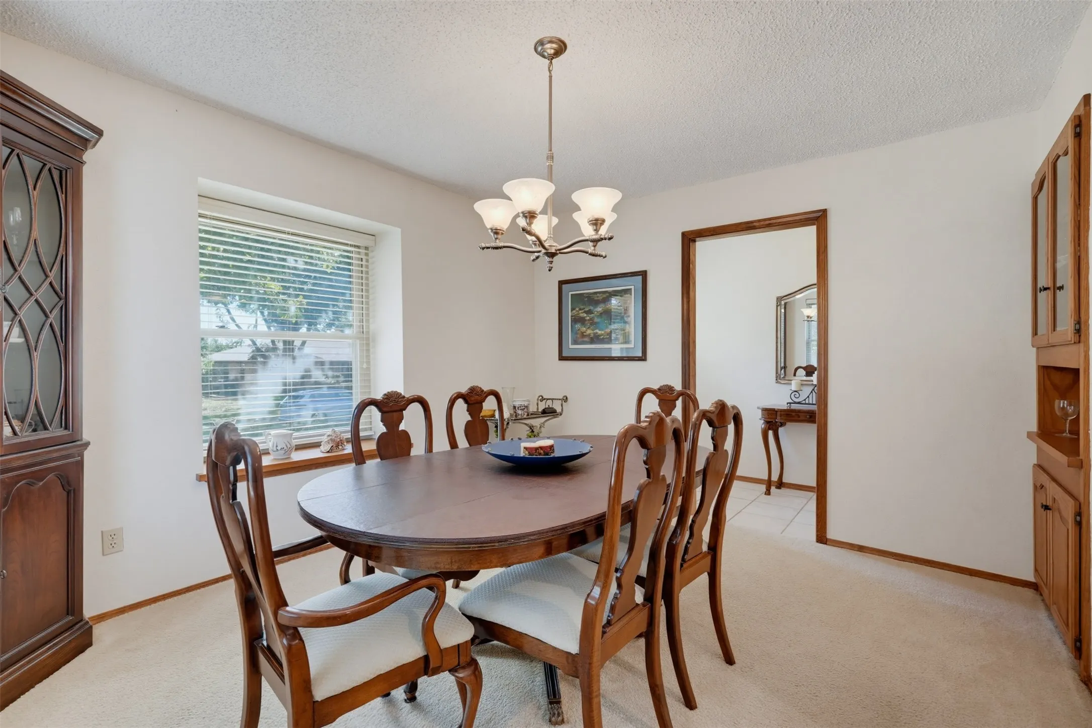 Single Family Residence For Sale in Tarrant County , 3824 Fox Hollow Drive, Bedford, Texas 76021, 3 Bedroom, 2 Bathroom, 2 Garage spaces, 1,720 Sqft, built in 1978, mls#21374290, Real Estate Agent in Bedford, Homes For Sale in Tarrant county, Homes For Sale in Bedford, Realtor in Bedford Texas, Real Estate Brokerage Independent Realty Texas, Luminita Cordes Realtor