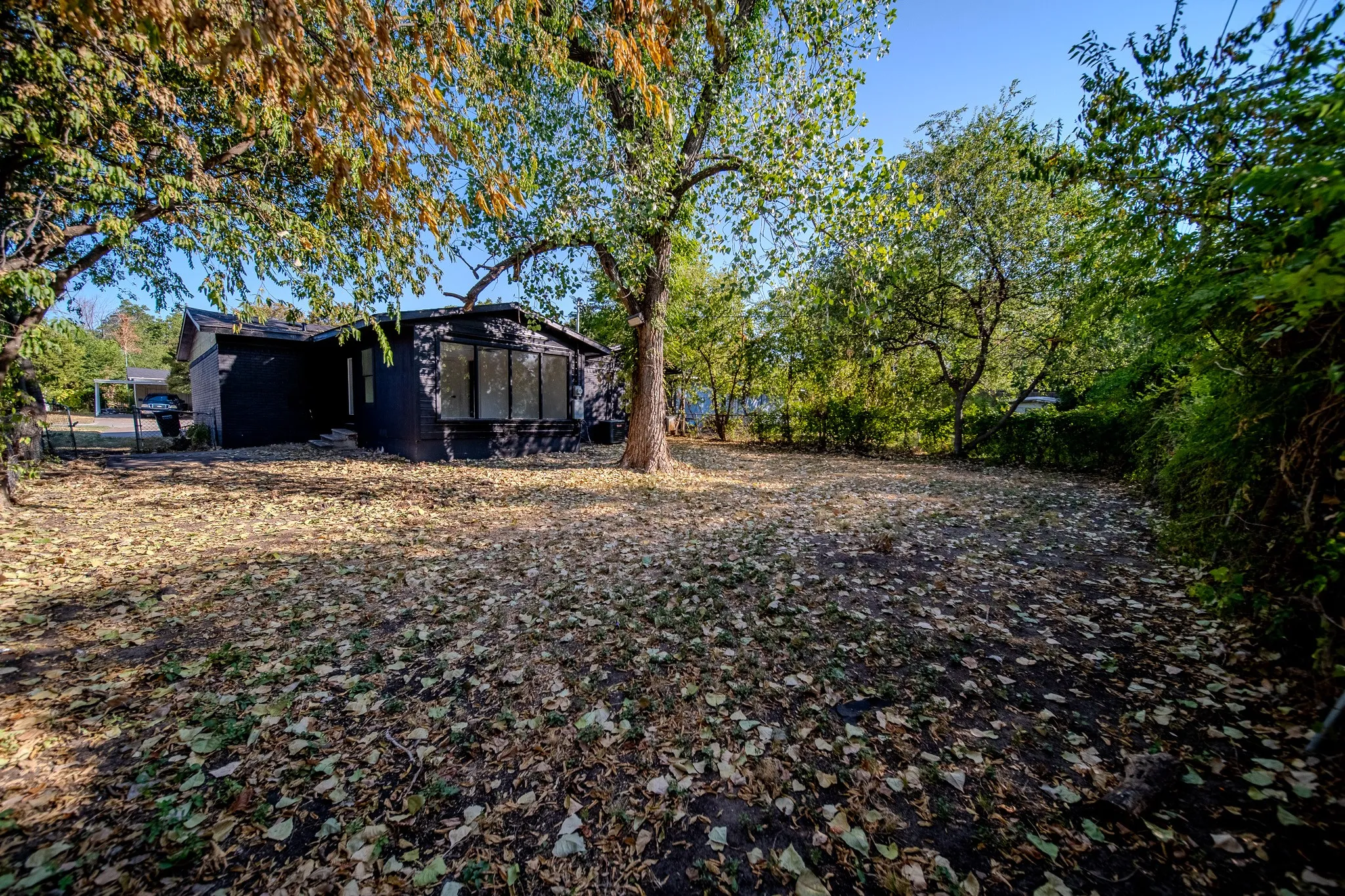 Single Family Residence For Sale in Dallas County , 1530 Hillcrest Street, Mesquite, Texas 75149, 4 Bedroom, 3 Bathroom, Garage spaces, 1,485 Sqft, built in 1955, mls#21374327, Real Estate Agent in Mesquite, Homes For Sale in Dallas county, Homes For Sale in Mesquite, Realtor in Mesquite Texas, Real Estate Brokerage Independent Realty Texas, Luminita Cordes Realtor