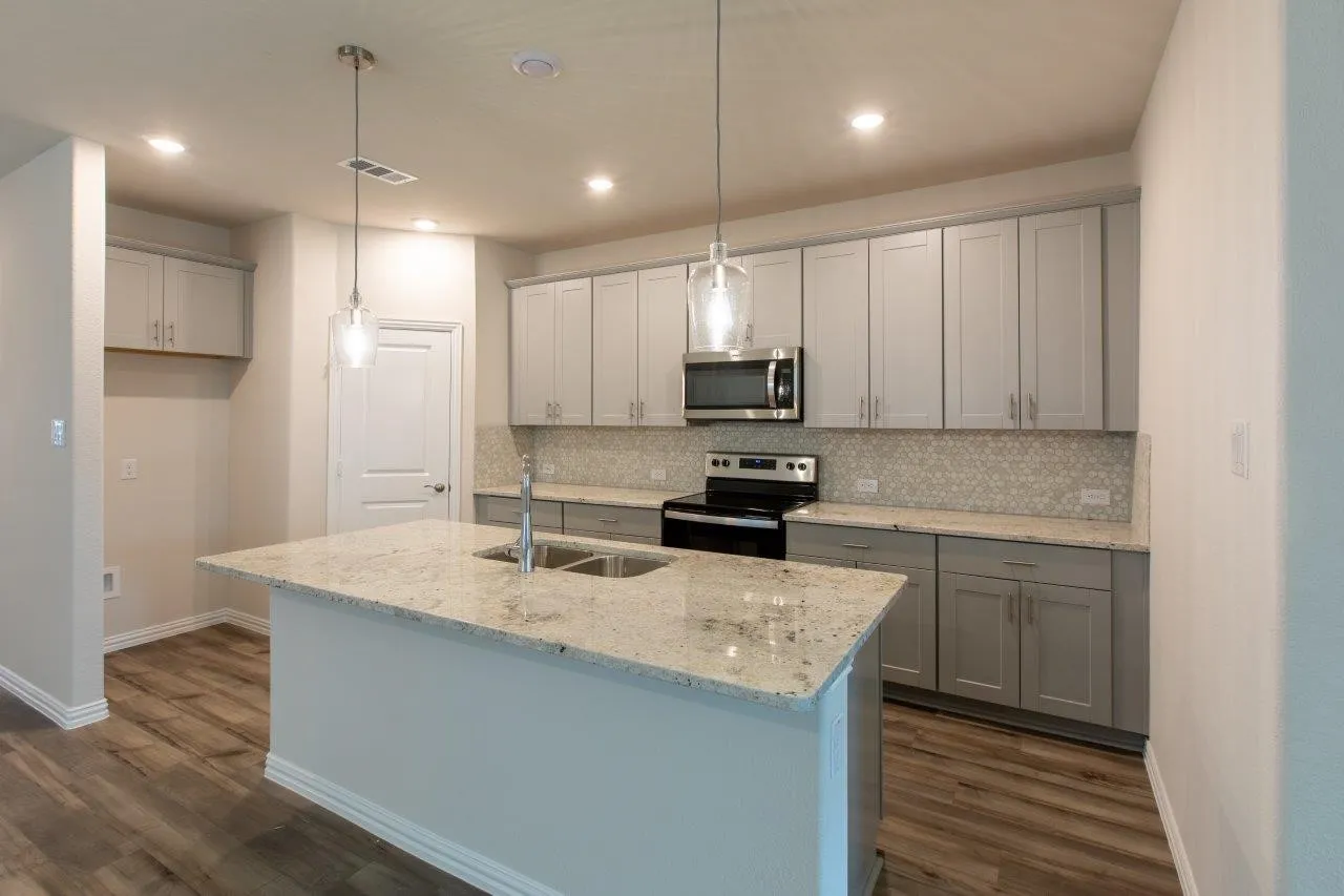 Single Family Residence For Rent in Collin County , 1604 Mineral Point Place, Melissa, Texas 75454, 4 Bedroom, 3 Bathroom, 2 Garage spaces, 2,973 Sqft, built in 2022, mls#21373884, Real Estate Agent in Melissa, Homes For Rent in Collin county, Homes For Rent in Melissa, Realtor in Melissa Texas, Real Estate Brokerage Independent Realty Texas, Luminita Cordes Realtor