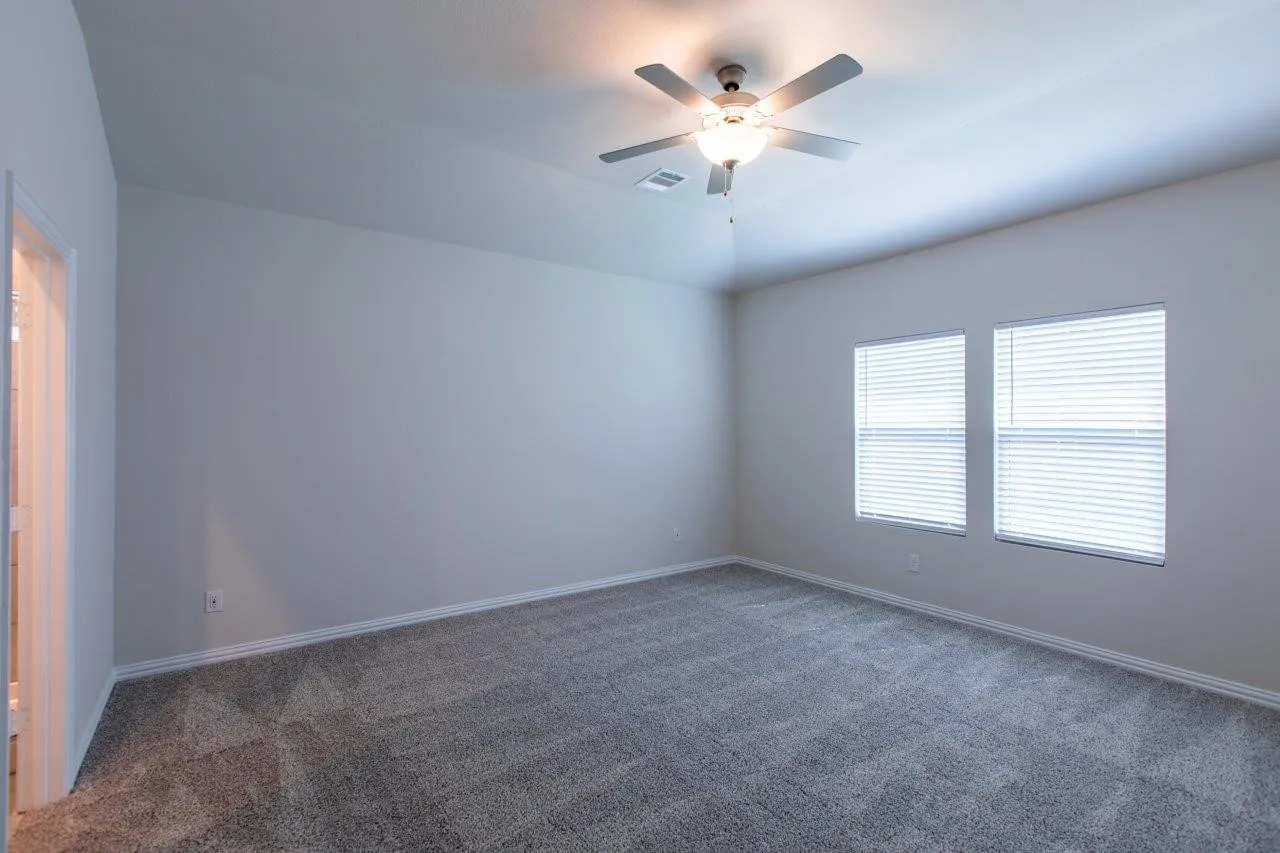 Single Family Residence For Rent in Collin County , 1604 Mineral Point Place, Melissa, Texas 75454, 4 Bedroom, 3 Bathroom, 2 Garage spaces, 2,973 Sqft, built in 2022, mls#21373884, Real Estate Agent in Melissa, Homes For Rent in Collin county, Homes For Rent in Melissa, Realtor in Melissa Texas, Real Estate Brokerage Independent Realty Texas, Luminita Cordes Realtor
