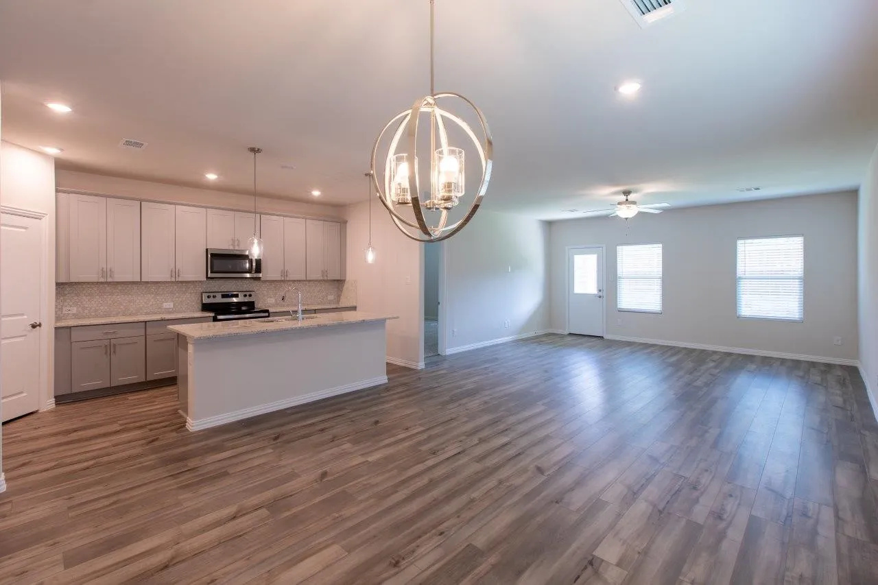 Single Family Residence For Rent in Collin County , 1604 Mineral Point Place, Melissa, Texas 75454, 4 Bedroom, 3 Bathroom, 2 Garage spaces, 2,973 Sqft, built in 2022, mls#21373884, Real Estate Agent in Melissa, Homes For Rent in Collin county, Homes For Rent in Melissa, Realtor in Melissa Texas, Real Estate Brokerage Independent Realty Texas, Luminita Cordes Realtor
