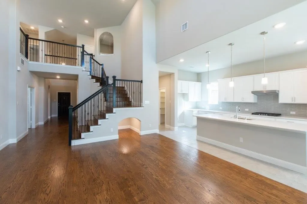 Single Family Residence For Rent in Collin County , 3125 Swather Drive, Mc Kinney, Texas 75071, 5 Bedroom, 4 Bathroom, 2 Garage spaces, 3,274 Sqft, built in 2022, mls#21374560, Real Estate Agent in Mc Kinney, Homes For Rent in Collin county, Homes For Rent in Mc Kinney, Realtor in Mc Kinney Texas, Real Estate Brokerage Independent Realty Texas, Luminita Cordes Realtor