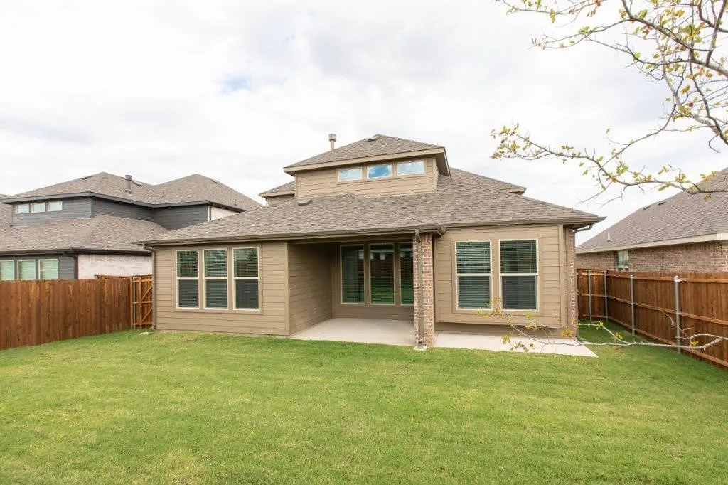 Single Family Residence For Rent in Collin County , 3125 Swather Drive, Mc Kinney, Texas 75071, 5 Bedroom, 4 Bathroom, 2 Garage spaces, 3,274 Sqft, built in 2022, mls#21374560, Real Estate Agent in Mc Kinney, Homes For Rent in Collin county, Homes For Rent in Mc Kinney, Realtor in Mc Kinney Texas, Real Estate Brokerage Independent Realty Texas, Luminita Cordes Realtor