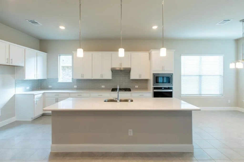 Single Family Residence For Rent in Collin County , 3125 Swather Drive, Mc Kinney, Texas 75071, 5 Bedroom, 4 Bathroom, 2 Garage spaces, 3,274 Sqft, built in 2022, mls#21374560, Real Estate Agent in Mc Kinney, Homes For Rent in Collin county, Homes For Rent in Mc Kinney, Realtor in Mc Kinney Texas, Real Estate Brokerage Independent Realty Texas, Luminita Cordes Realtor