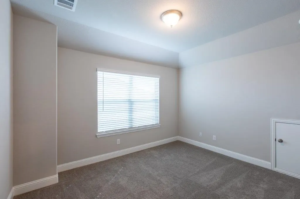 Single Family Residence For Rent in Collin County , 3125 Swather Drive, Mc Kinney, Texas 75071, 5 Bedroom, 4 Bathroom, 2 Garage spaces, 3,274 Sqft, built in 2022, mls#21374560, Real Estate Agent in Mc Kinney, Homes For Rent in Collin county, Homes For Rent in Mc Kinney, Realtor in Mc Kinney Texas, Real Estate Brokerage Independent Realty Texas, Luminita Cordes Realtor