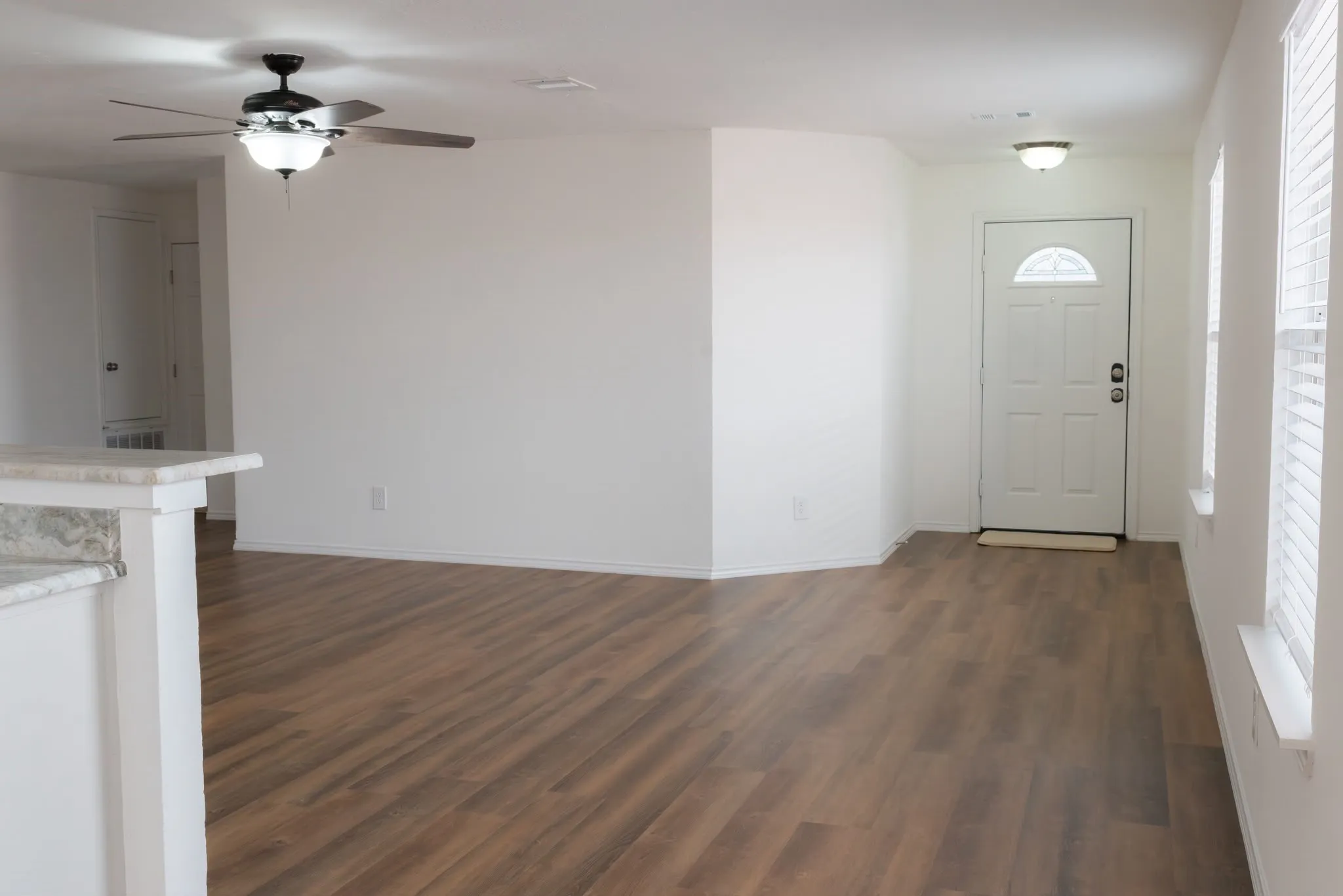Single Family Residence For Rent in Tarrant County , 3883 Fox Run Drive, Fort Worth, Texas 76123, 3 Bedroom, 2 Bathroom, 2 Garage spaces, 1,497 Sqft, built in 1998, mls#21374577, Real Estate Agent in Fort Worth, Homes For Rent in Tarrant county, Homes For Rent in Fort Worth, Realtor in Fort Worth Texas, Real Estate Brokerage Independent Realty Texas, Luminita Cordes Realtor