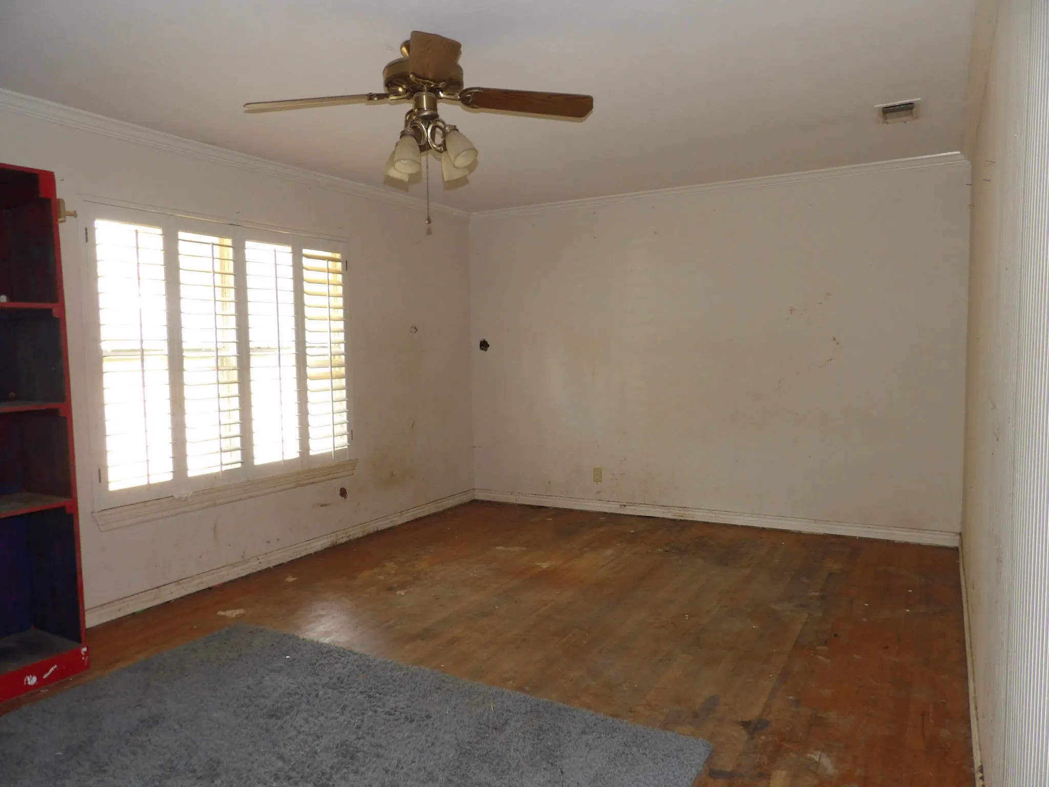 Living Area 1