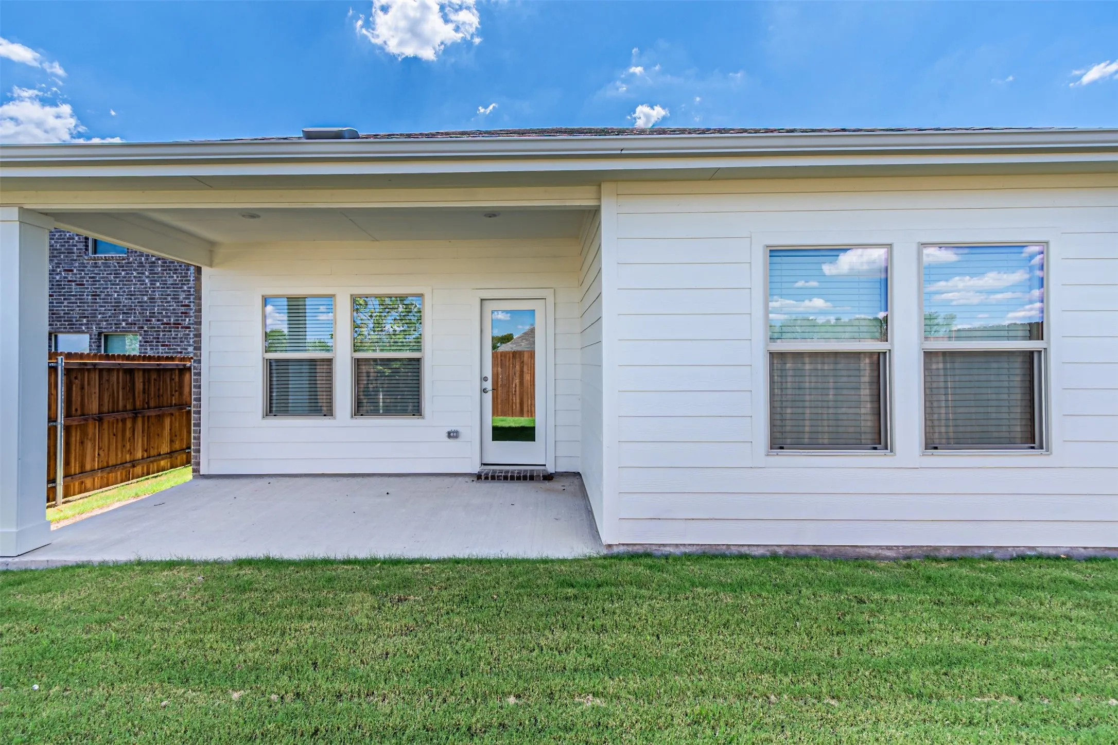 Single Family Residence For Rent in Collin County , 6005 alderton Drive, Mc Kinney, Texas 75071, 4 Bedroom, 2 Bathroom, 2 Garage spaces, 1,605 Sqft, built in 2026, mls#21374590, Real Estate Agent in Mc Kinney, Homes For Rent in Collin county, Homes For Rent in Mc Kinney, Realtor in Mc Kinney Texas, Real Estate Brokerage Independent Realty Texas, Luminita Cordes Realtor
