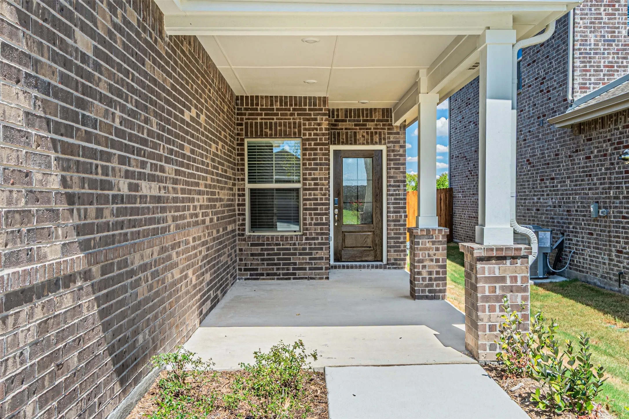 Single Family Residence For Rent in Collin County , 6005 alderton Drive, Mc Kinney, Texas 75071, 4 Bedroom, 2 Bathroom, 2 Garage spaces, 1,605 Sqft, built in 2026, mls#21374590, Real Estate Agent in Mc Kinney, Homes For Rent in Collin county, Homes For Rent in Mc Kinney, Realtor in Mc Kinney Texas, Real Estate Brokerage Independent Realty Texas, Luminita Cordes Realtor