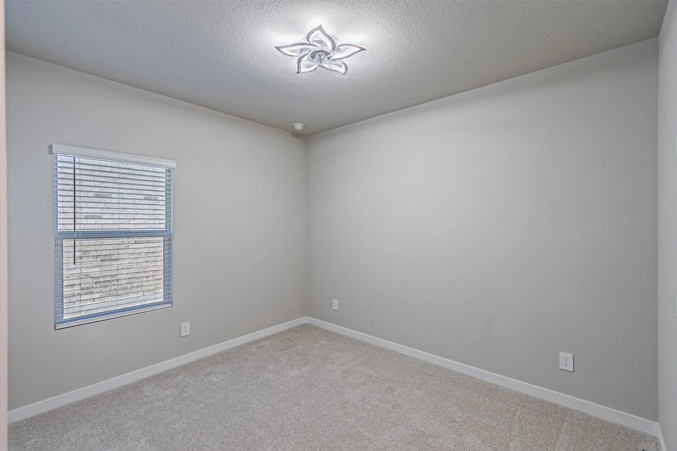 Single Family Residence For Rent in Collin County , 6005 alderton Drive, Mc Kinney, Texas 75071, 4 Bedroom, 2 Bathroom, 2 Garage spaces, 1,605 Sqft, built in 2026, mls#21374590, Real Estate Agent in Mc Kinney, Homes For Rent in Collin county, Homes For Rent in Mc Kinney, Realtor in Mc Kinney Texas, Real Estate Brokerage Independent Realty Texas, Luminita Cordes Realtor