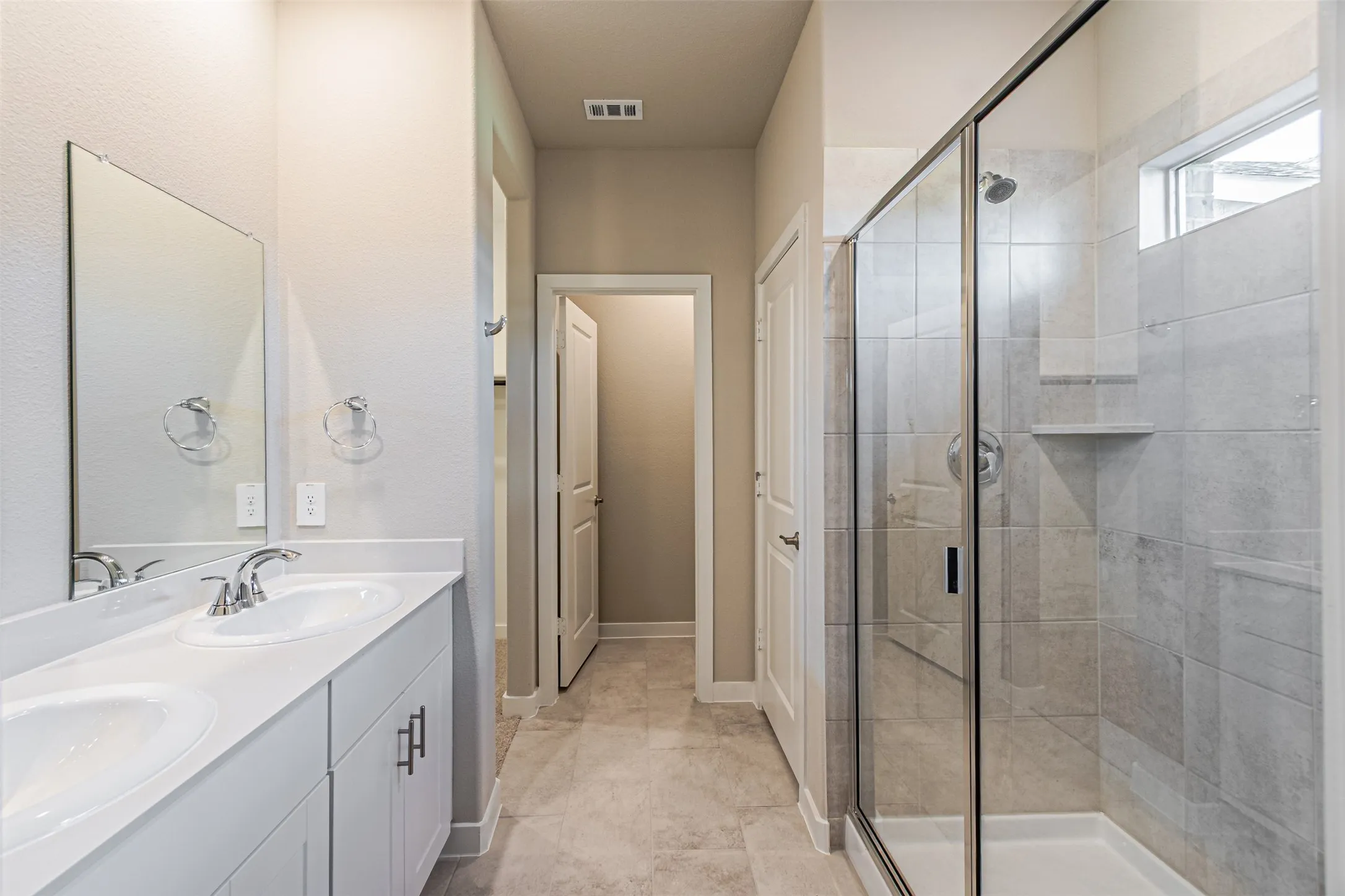 Single Family Residence For Rent in Collin County , 6005 alderton Drive, Mc Kinney, Texas 75071, 4 Bedroom, 2 Bathroom, 2 Garage spaces, 1,605 Sqft, built in 2026, mls#21374590, Real Estate Agent in Mc Kinney, Homes For Rent in Collin county, Homes For Rent in Mc Kinney, Realtor in Mc Kinney Texas, Real Estate Brokerage Independent Realty Texas, Luminita Cordes Realtor