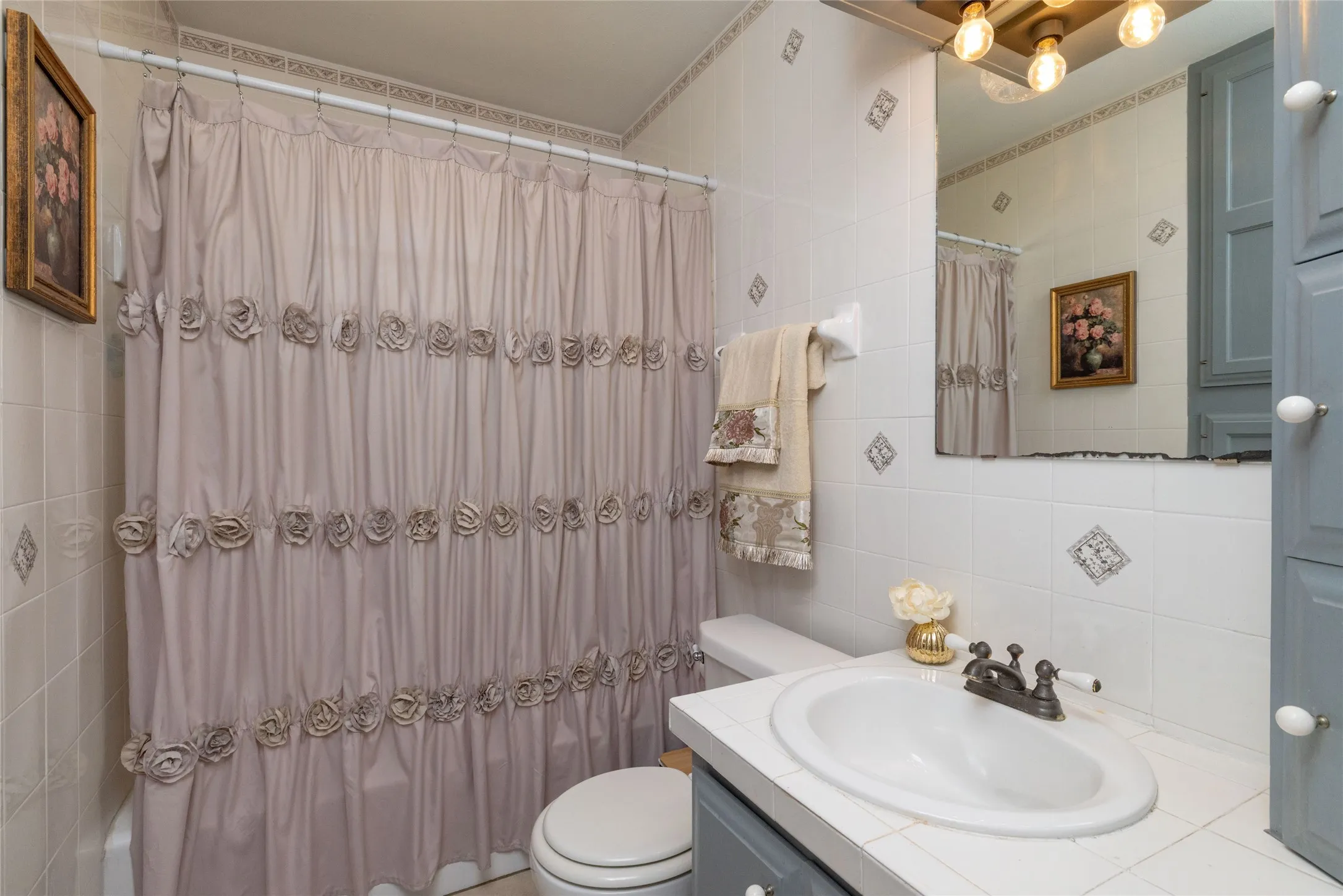 Single Family Residence For Sale in Parker County , 1209 Grace Street, Weatherford, Texas 76086, 2 Bedroom, 1 Bathroom, 1 Garage spaces, 842 Sqft, built in 1950, mls#21374527, Real Estate Agent in Weatherford, Homes For Sale in Parker county, Homes For Sale in Weatherford, Realtor in Weatherford Texas, Real Estate Brokerage Independent Realty Texas, Luminita Cordes Realtor