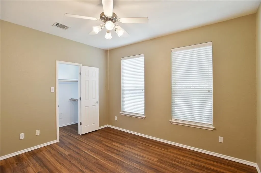 Single Family Residence For Sale in Denton County , 9109 Nathaniel Drive, Providence Village, Texas 76227, 3 Bedroom, 2 Bathroom, 2 Garage spaces, 1,232 Sqft, built in 2007, mls#21374596, Real Estate Agent in Providence Village, Homes For Sale in Denton county, Homes For Sale in Providence Village, Realtor in Providence Village Texas, Real Estate Brokerage Independent Realty Texas, Luminita Cordes Realtor