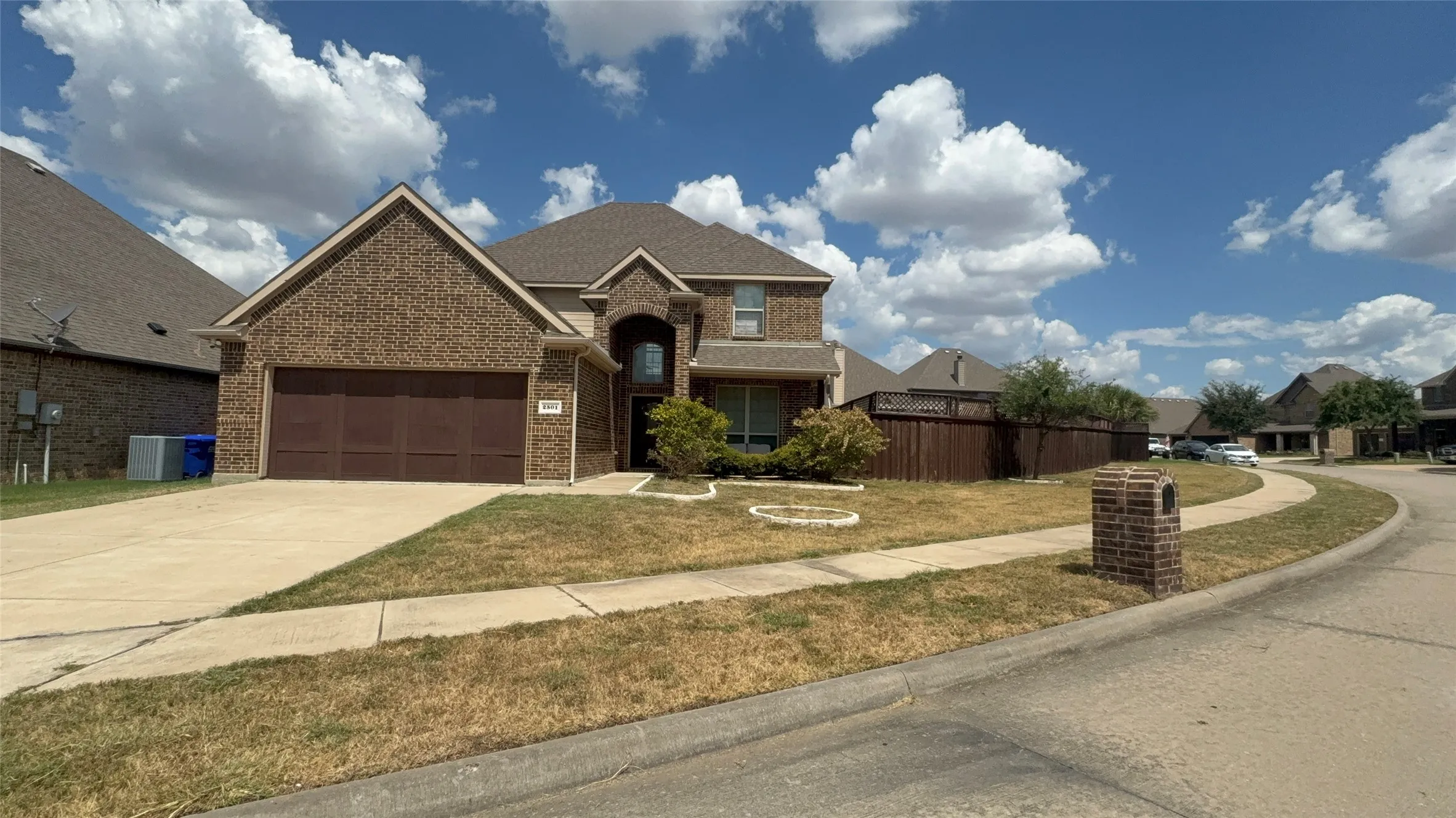 Single Family Residence For Sale in Rockwall County , 2501 Sabine Circle, Royse City, Texas 75189, 4 Bedroom, 3 Bathroom, 2 Garage spaces, 2,497 Sqft, built in 2015, mls#21371692, Real Estate Agent in Royse City, Homes For Sale in Rockwall county, Homes For Sale in Royse City, Realtor in Royse City Texas, Real Estate Brokerage Independent Realty Texas, Luminita Cordes Realtor