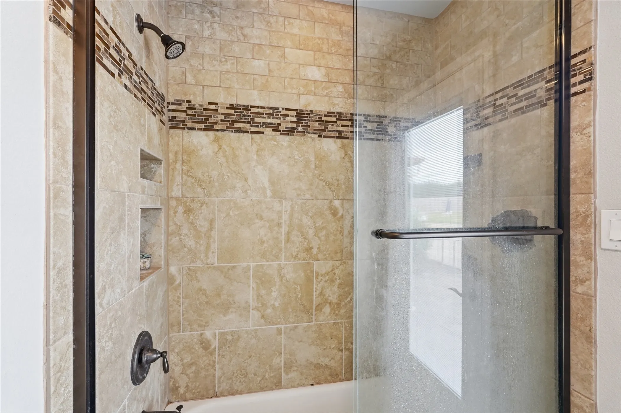 Single Family Residence For Sale in Rockwall County , 114 Clydesdale Drive, Fate, Texas 75087, 5 Bedroom, 3 Bathroom, 3 Garage spaces, 2,492 Sqft, built in 2003, mls#21374010, Real Estate Agent in Fate, Homes For Sale in Rockwall county, Homes For Sale in Fate, Realtor in Fate Texas, Real Estate Brokerage Independent Realty Texas, Luminita Cordes Realtor