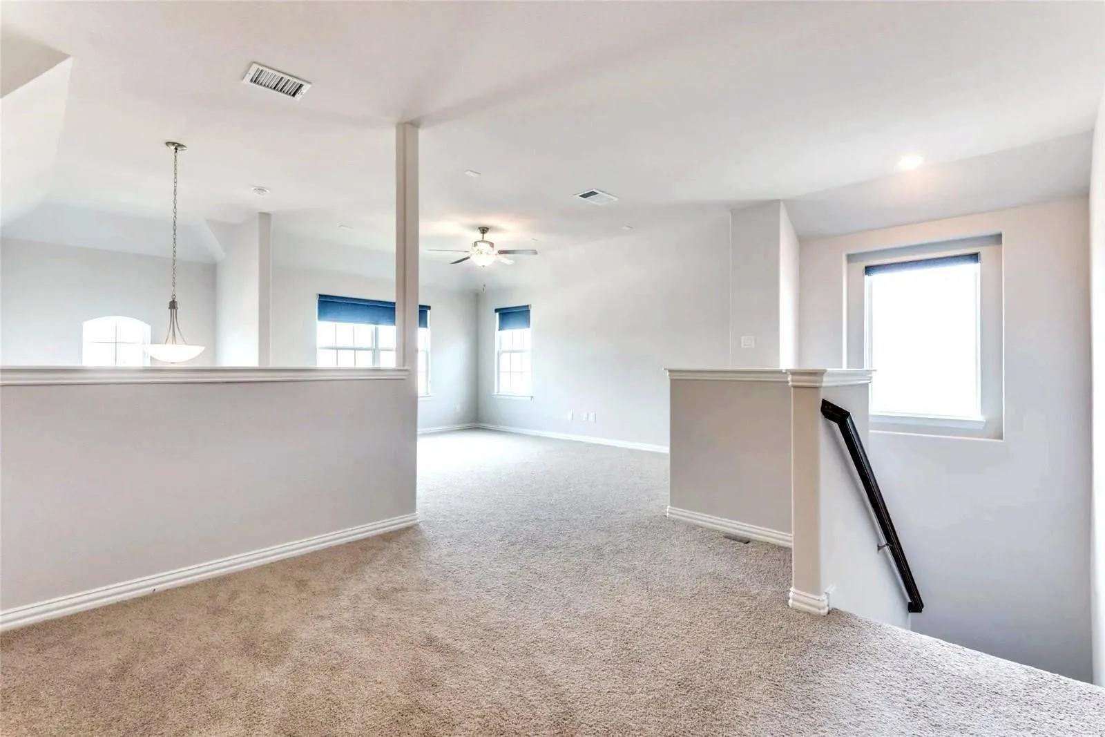 Single Family Residence For Sale in Denton County , 11416 Silver Queen Drive, Aubrey, Texas 76227, 4 Bedroom, 3 Bathroom, 2 Garage spaces, 2,505 Sqft, built in 2022, mls#21374622, Real Estate Agent in Aubrey, Homes For Sale in Denton county, Homes For Sale in Aubrey, Realtor in Aubrey Texas, Real Estate Brokerage Independent Realty Texas, Luminita Cordes Realtor