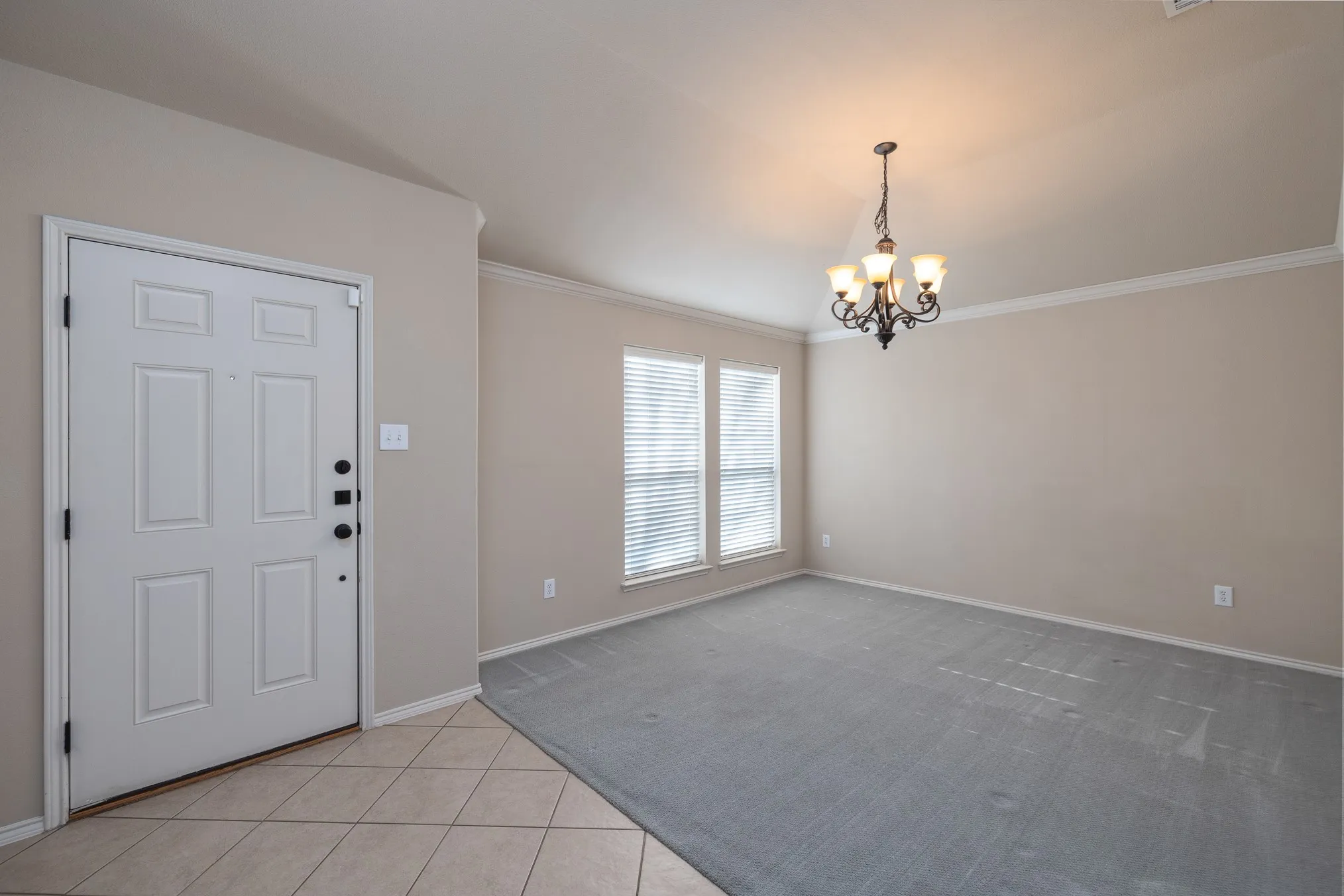 Single Family Residence For Rent in Tarrant County , 6237 Chalk Hollow Drive, Fort Worth, Texas 76179, 3 Bedroom, 2 Bathroom, 2 Garage spaces, 1,751 Sqft, built in 2008, mls#21374460, Real Estate Agent in Fort Worth, Homes For Rent in Tarrant county, Homes For Rent in Fort Worth, Realtor in Fort Worth Texas, Real Estate Brokerage Independent Realty Texas, Luminita Cordes Realtor