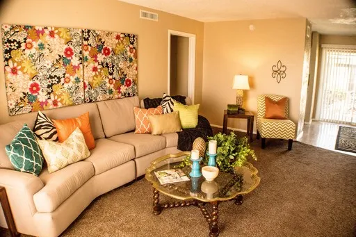 Apartment For Rent in Taylor County , 2800 Sayles Boulevard 22 B, Abilene, Texas 79605, 3 Bedroom, 2 Bathroom, Garage spaces, 1,300 Sqft, built in 1966, mls#21371053, Real Estate Agent in Abilene, Homes For Rent in Taylor county, Homes For Rent in Abilene, Realtor in Abilene Texas, Real Estate Brokerage Independent Realty Texas, Luminita Cordes Realtor