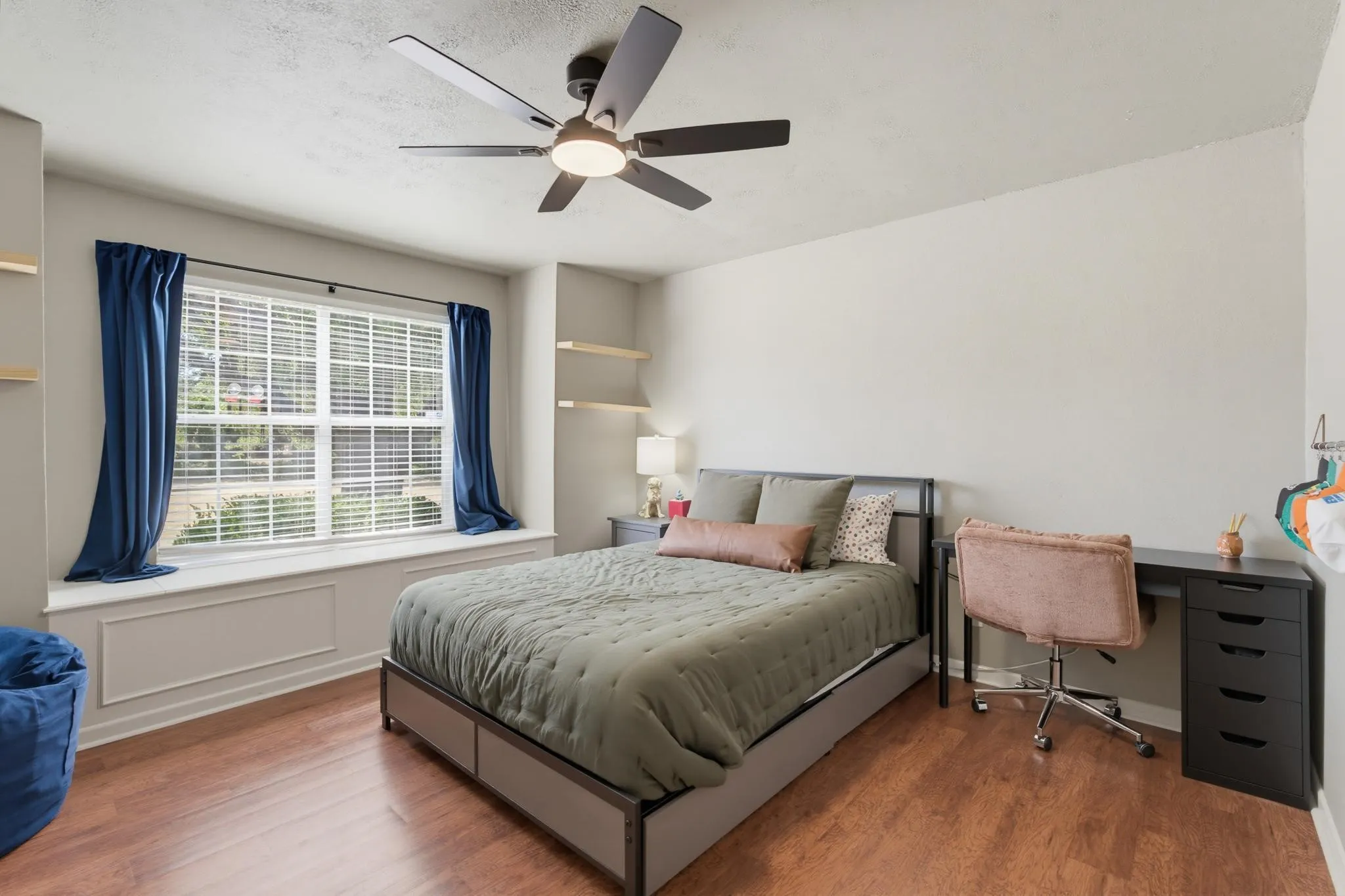 Hardwood-style flooring throughout