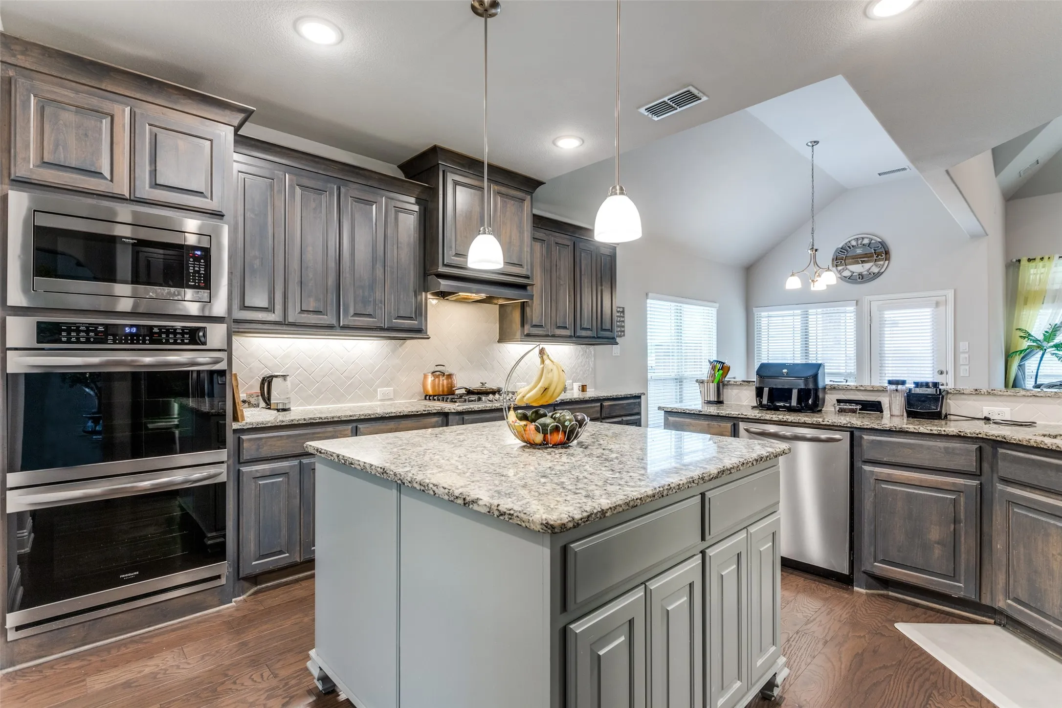 Single Family Residence For Rent in Collin County , 1412 Baynes Drive, Mc Kinney, Texas 75071, 6 Bedroom, 4 Bathroom, 2 Garage spaces, 4,433 Sqft, built in 2019, mls#21374641, Real Estate Agent in Mc Kinney, Homes For Rent in Collin county, Homes For Rent in Mc Kinney, Realtor in Mc Kinney Texas, Real Estate Brokerage Independent Realty Texas, Luminita Cordes Realtor