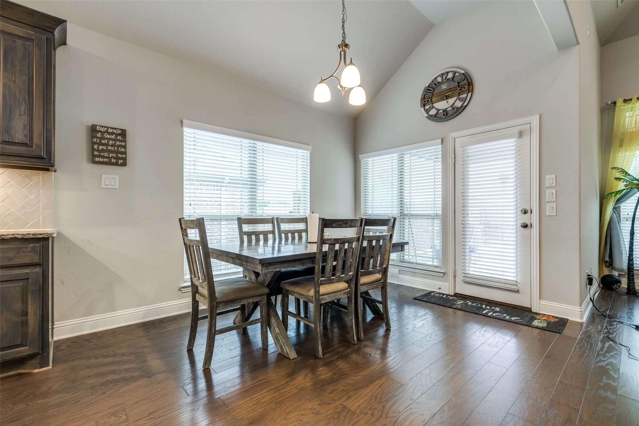 Single Family Residence For Rent in Collin County , 1412 Baynes Drive, Mc Kinney, Texas 75071, 6 Bedroom, 4 Bathroom, 2 Garage spaces, 4,433 Sqft, built in 2019, mls#21374641, Real Estate Agent in Mc Kinney, Homes For Rent in Collin county, Homes For Rent in Mc Kinney, Realtor in Mc Kinney Texas, Real Estate Brokerage Independent Realty Texas, Luminita Cordes Realtor
